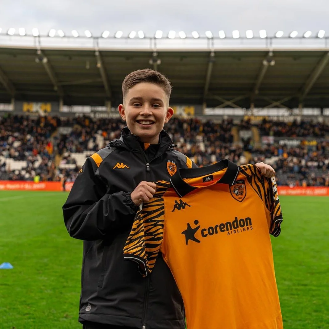 A massive congratulations to Ethan Kearton &mdash; signing for the @hullcityacademy! 👏💛⚽️
An incredible achievement and a moment he&rsquo;s worked so hard for.

We also received a message from Ethan&rsquo;s dad that meant a lot to us:

&ldquo;I hav