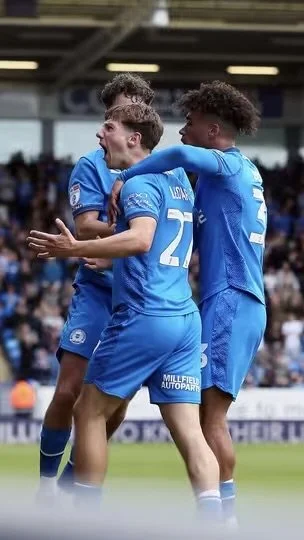 Harry Leonard goal celebration. Peterbrough.