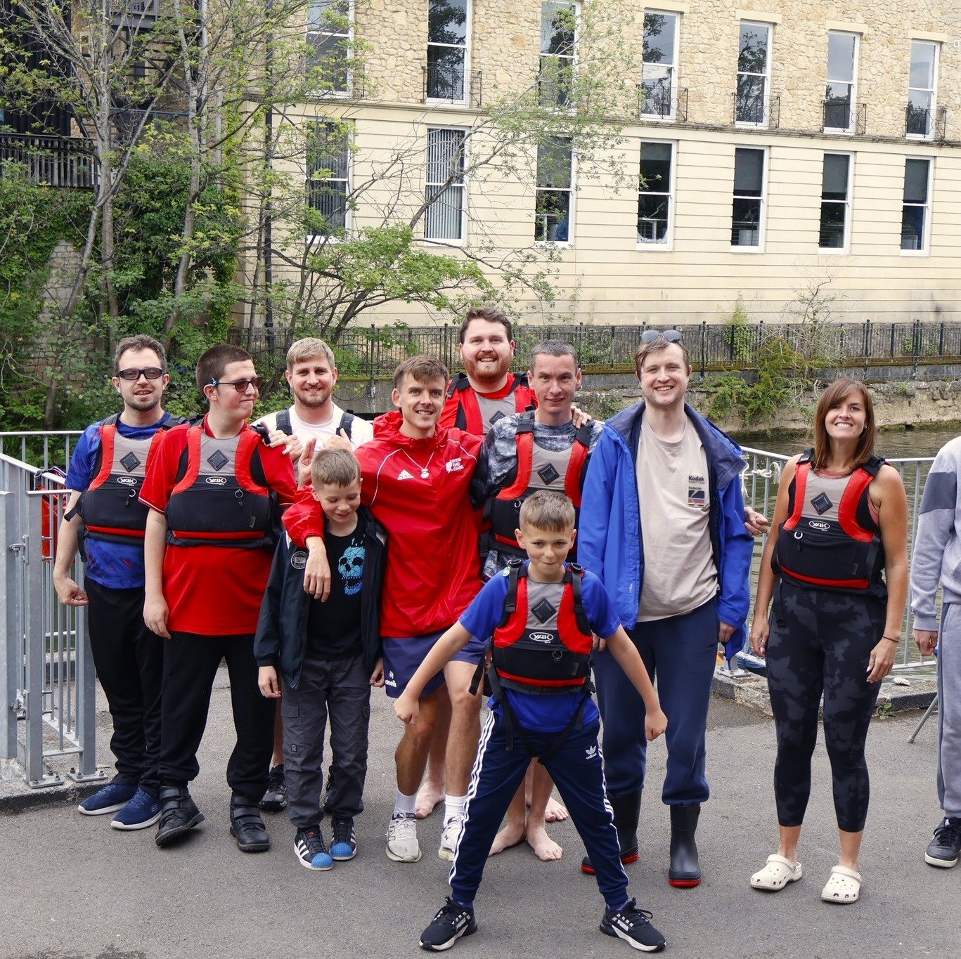 ⭐️ A massive thank you to Andy, who supported our free weekly socials for young adults with additional needs by facilitating a free introductory session to paddle boarding! It was a great experience with a nervous group and an opportunity they may no