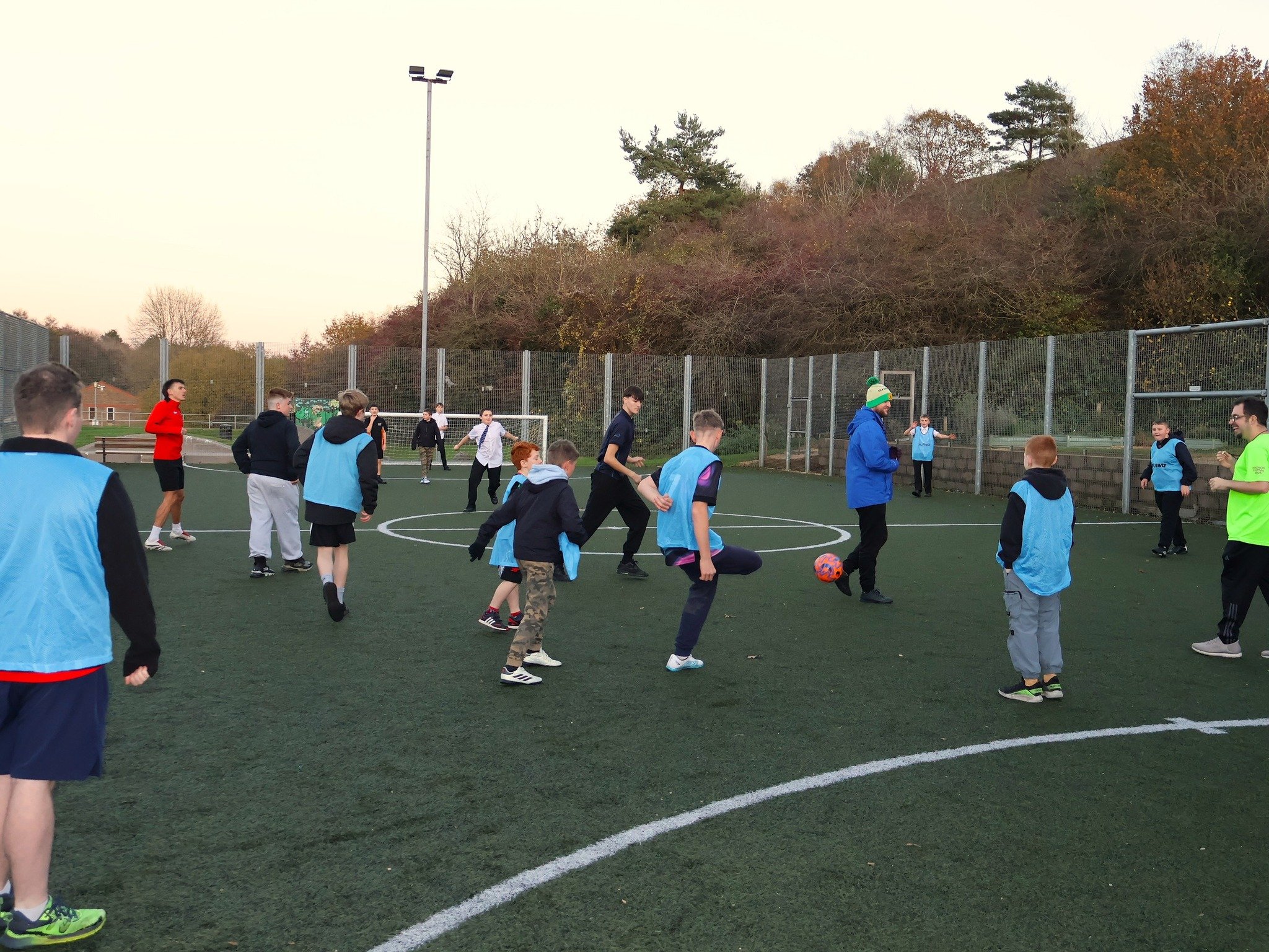 ⚽️ An unbelievable attendance recently to our free, open-access, Monday Community Football Club! The session was created four years ago, as we attempted to provide continuity to the young people we were mentoring once their one-to-one sessions ended.