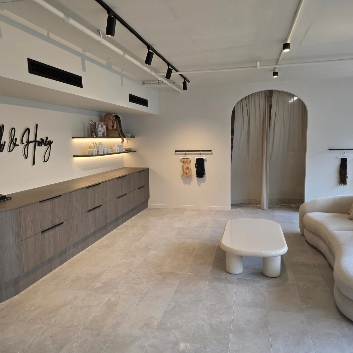 Milk and Honey fit out