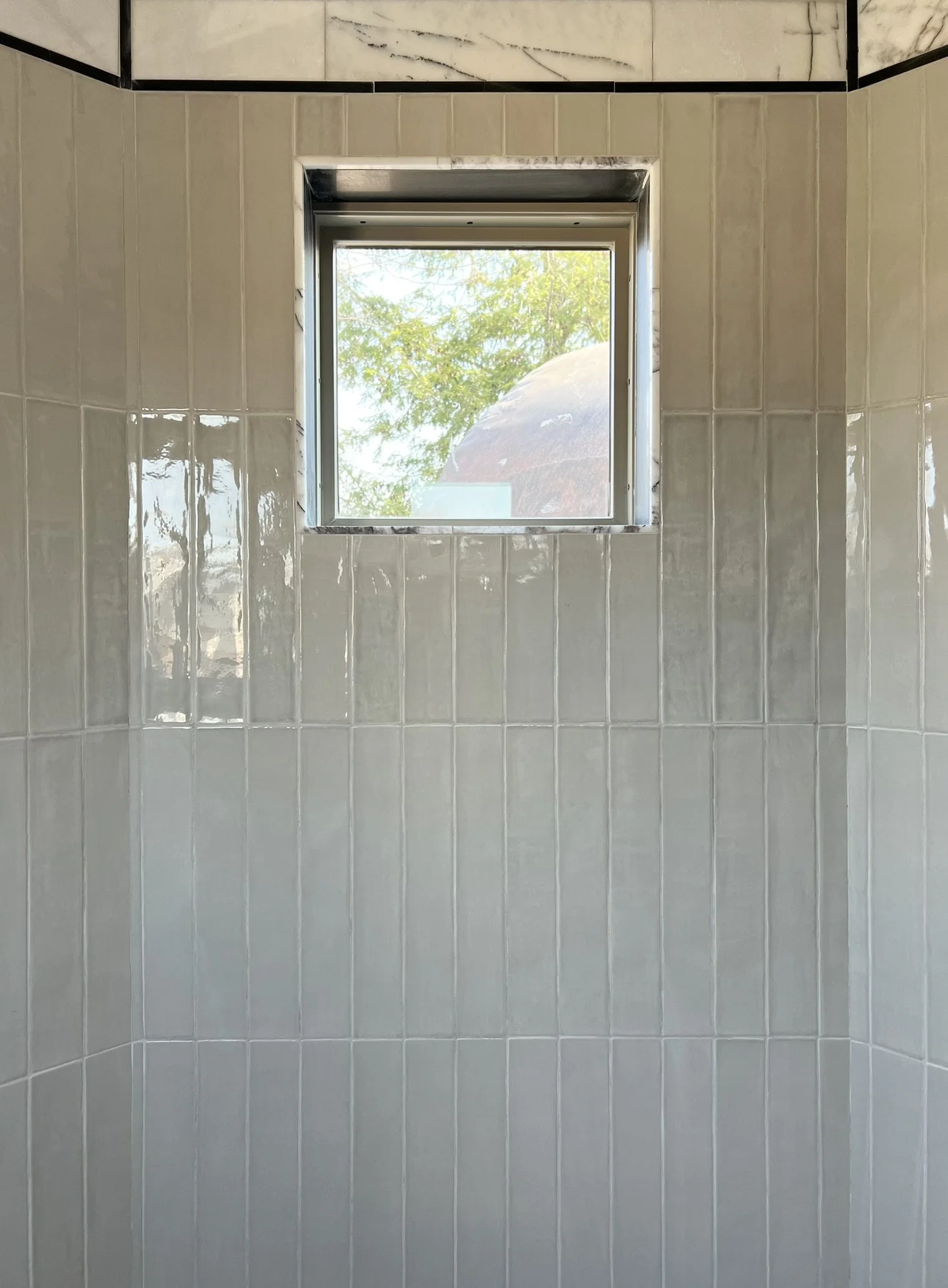 SHOWER TILE WITH WINDOW DETAIL