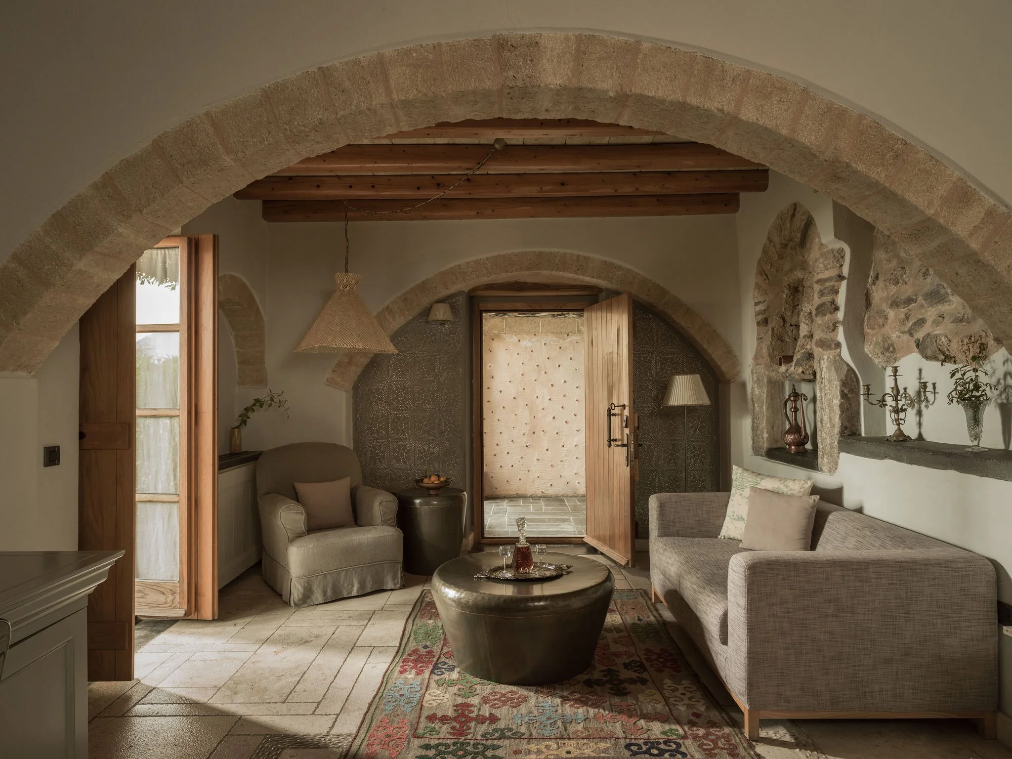 Junior Suite - Kinsterna Hotel 2.jpg