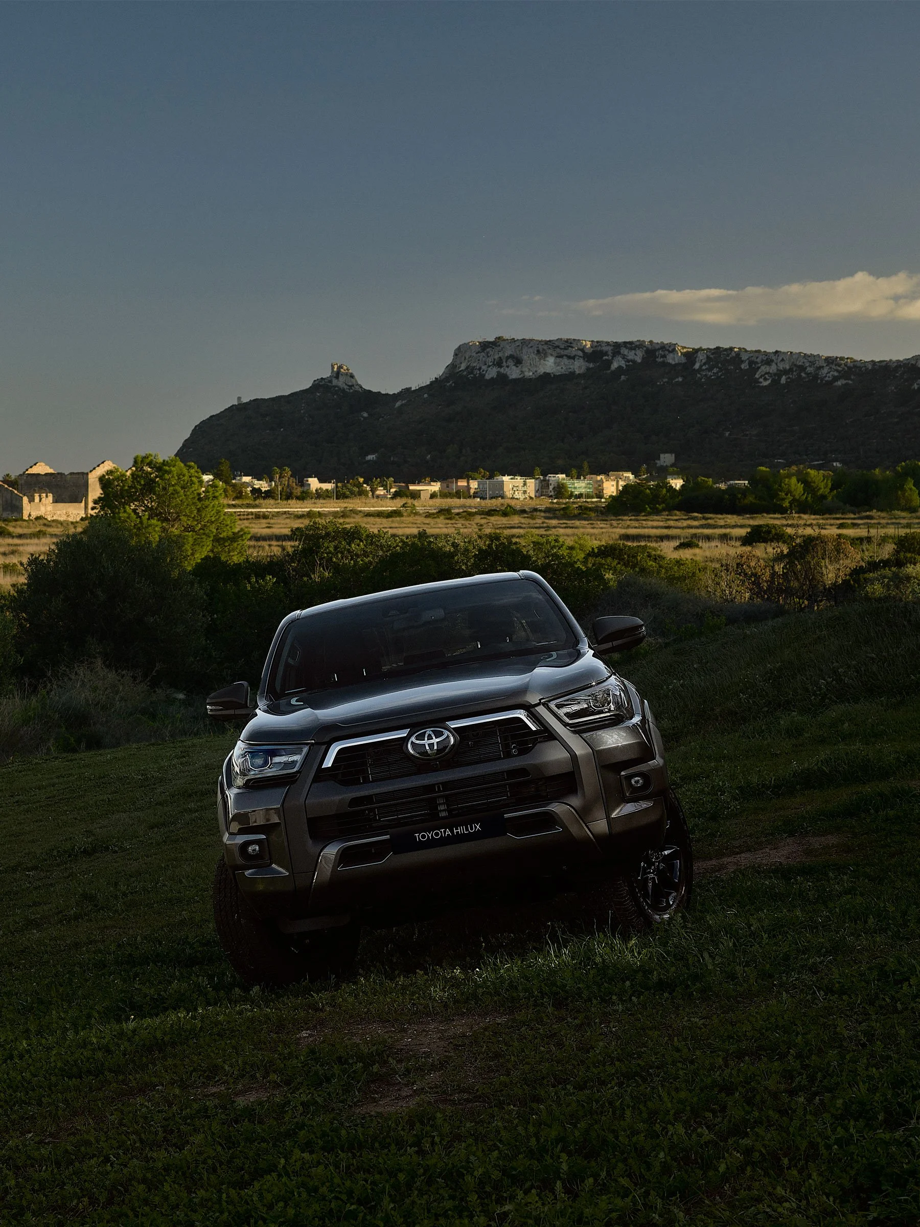 11-2025-TOYOTA-HILUX-Executive-33595.jpg