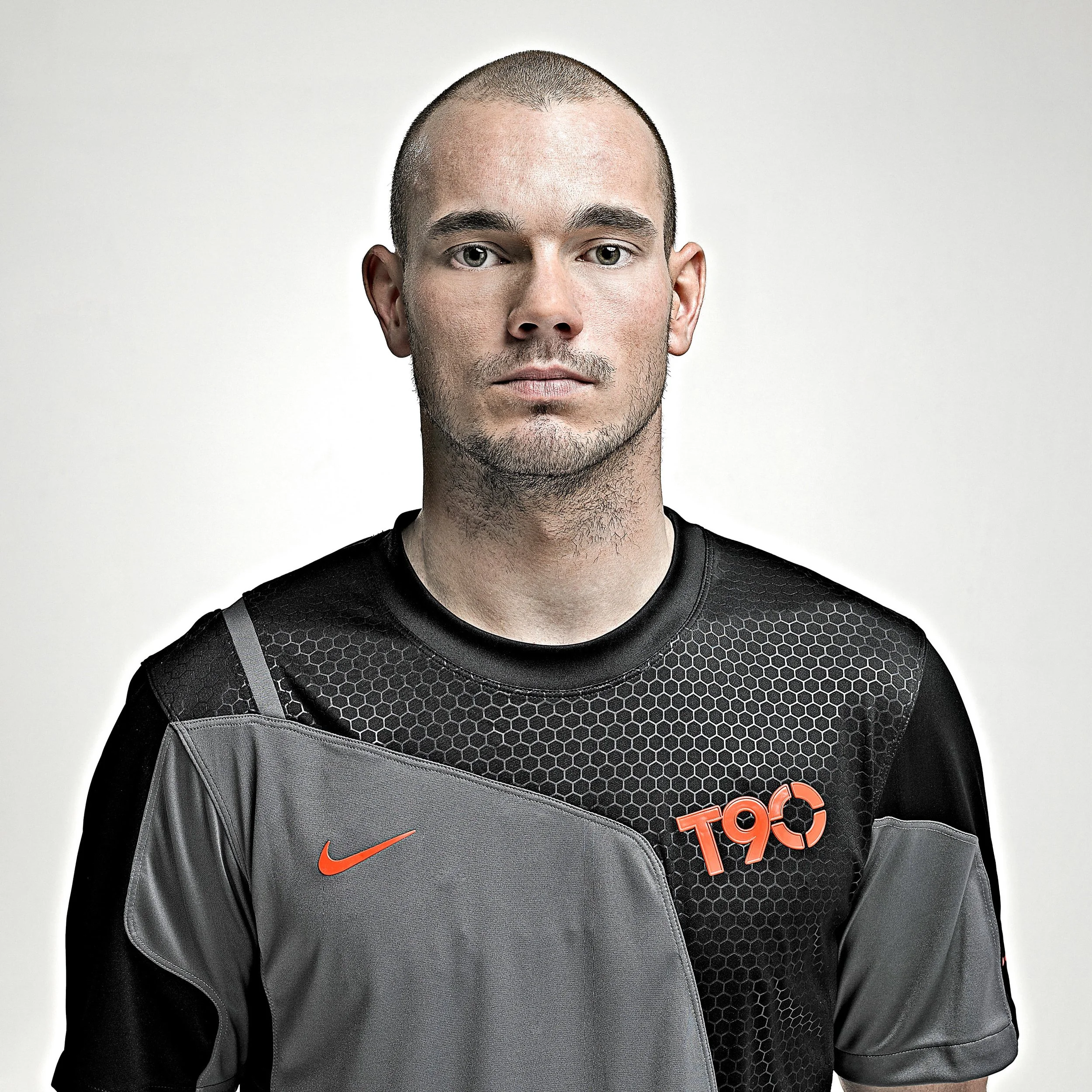 AD-CAMPAIGN-NIKE-WESLEY-SNEIJDER-CHRIS-LAWRENCE-HR.jpg