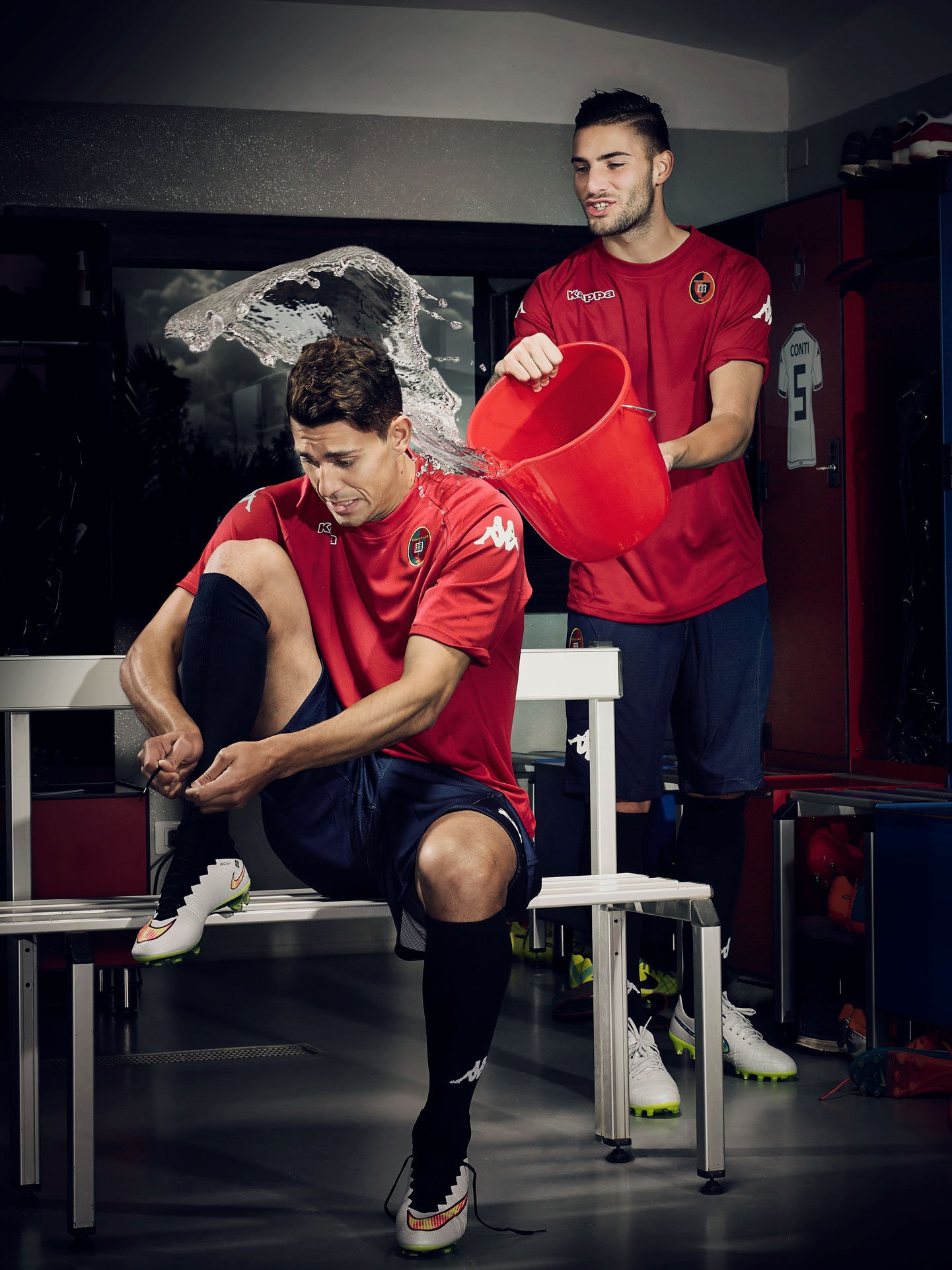 CAGLIARI-CALCIO-CALENDAR-2015-CHRIS-LAWRENCE-AVELAR-MURRU.jpg