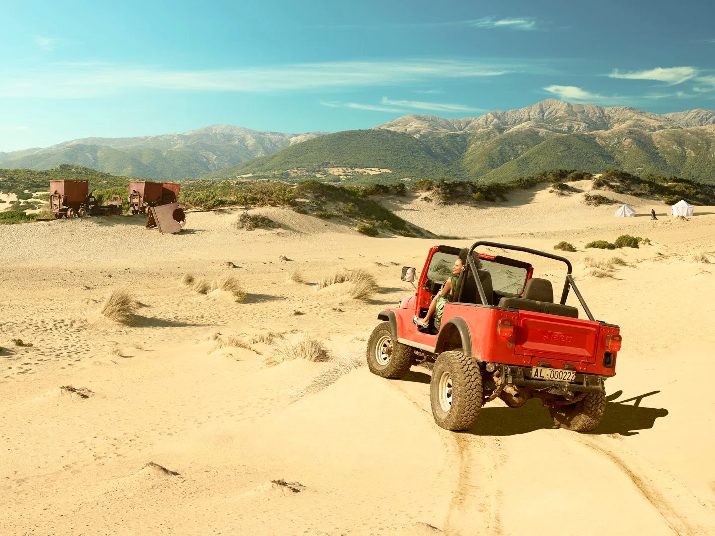 JEEP-CJ7-PISCINAS.jpg
