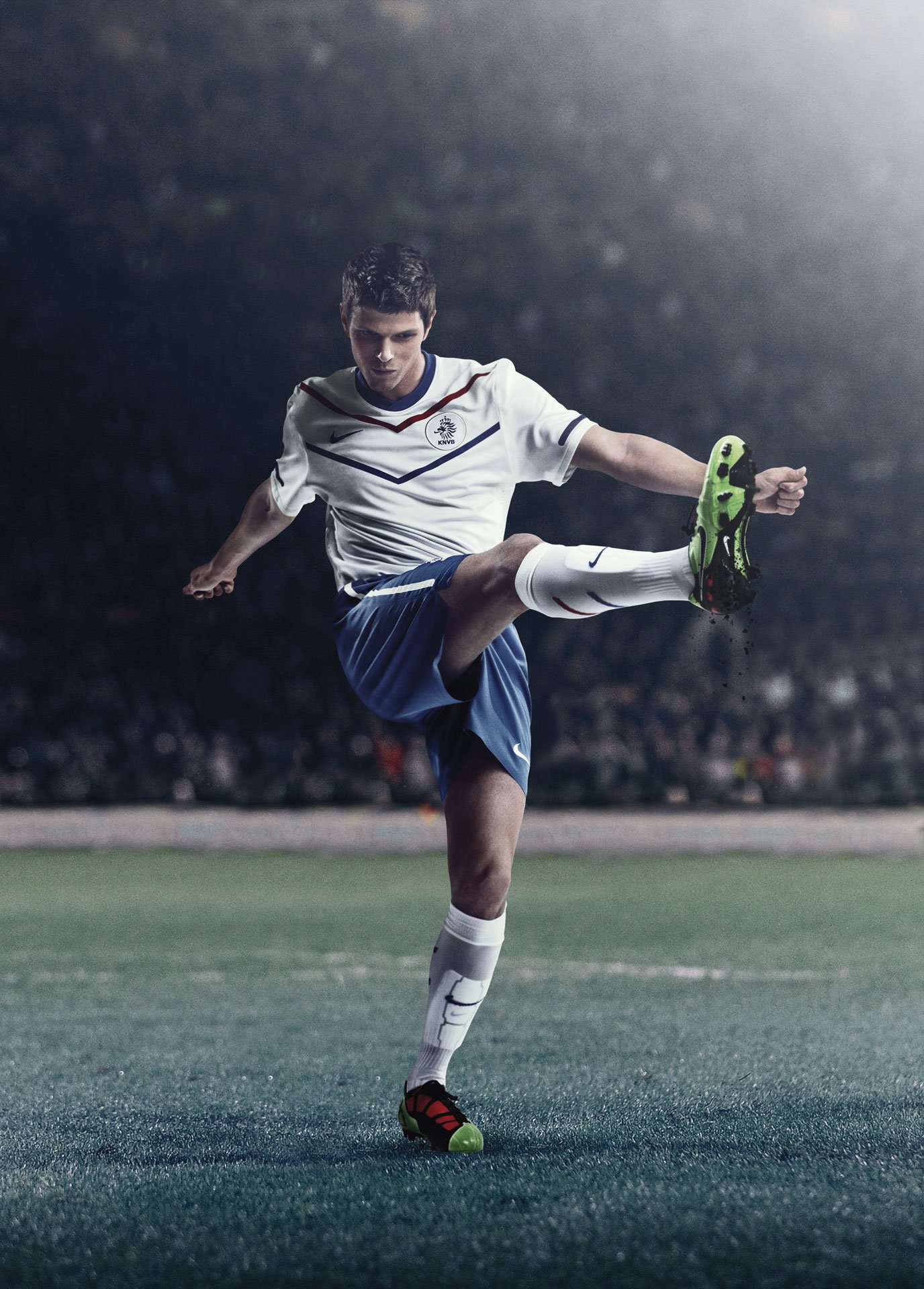 Sp10_NTK_PR_Huntelaar_01A4_C.jpg