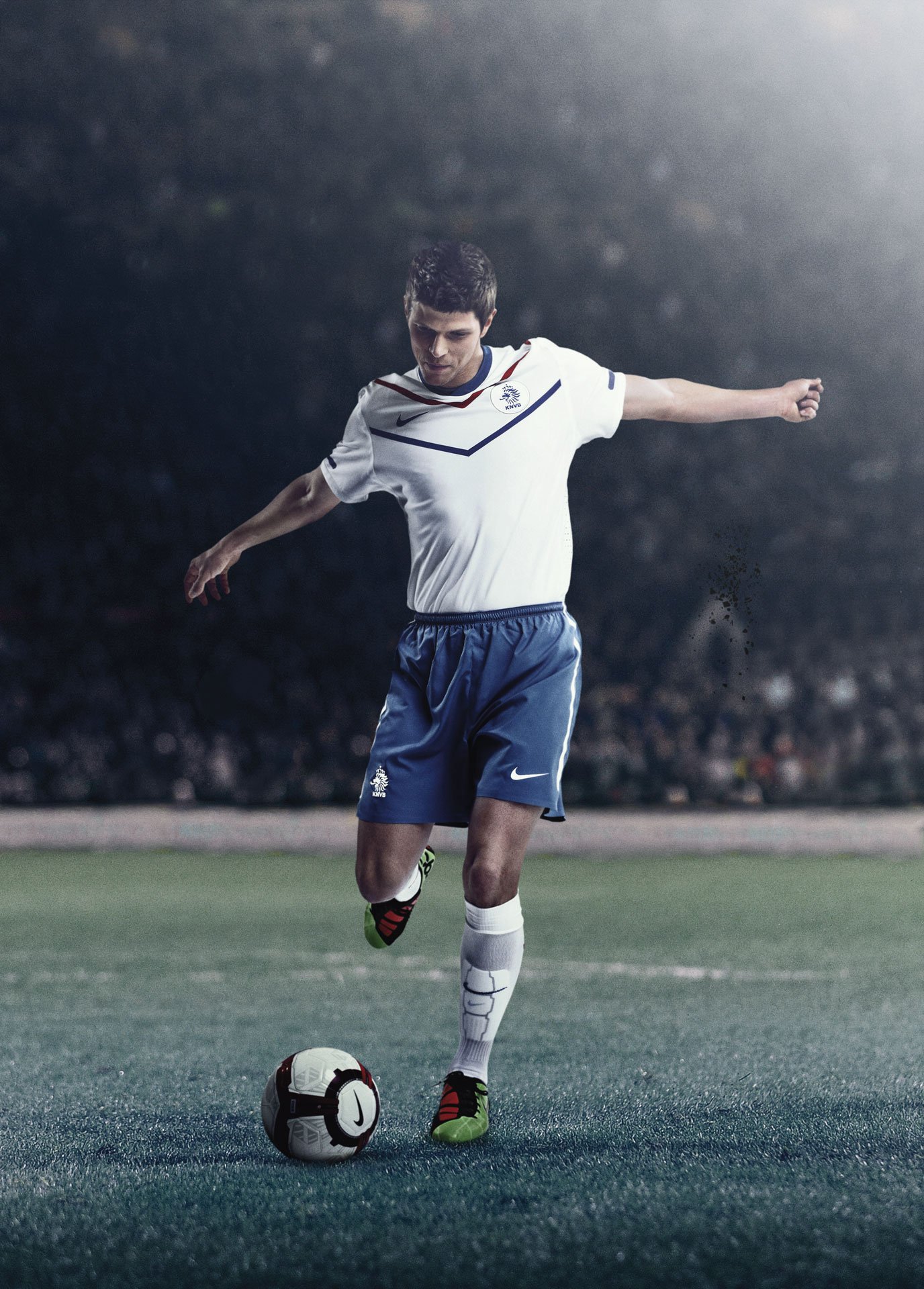 Sp10_NTK_PR_Huntelaar_02A4_C.jpg