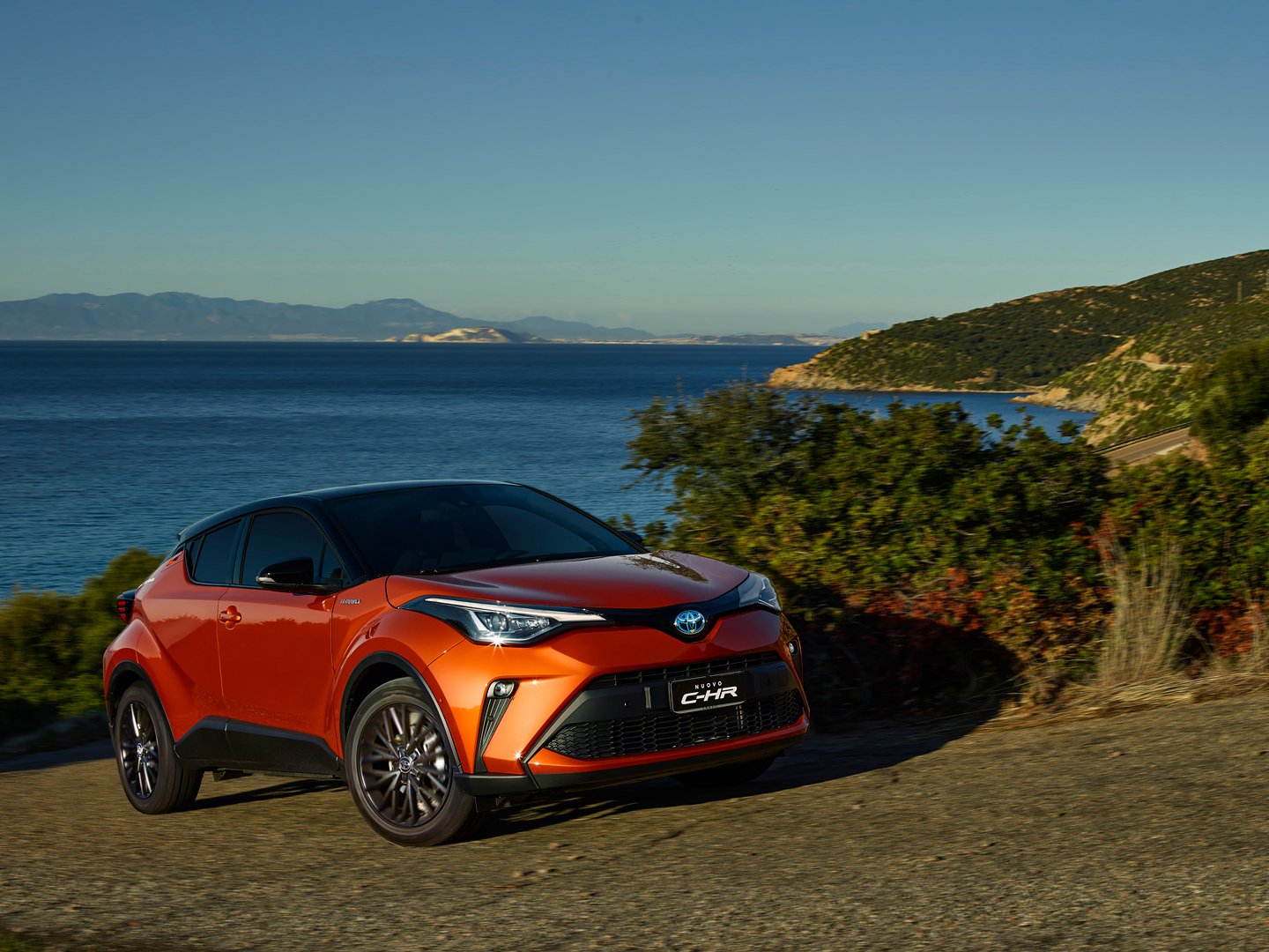 TOYOTA-C-HR-2020-CF011585-FS.jpg