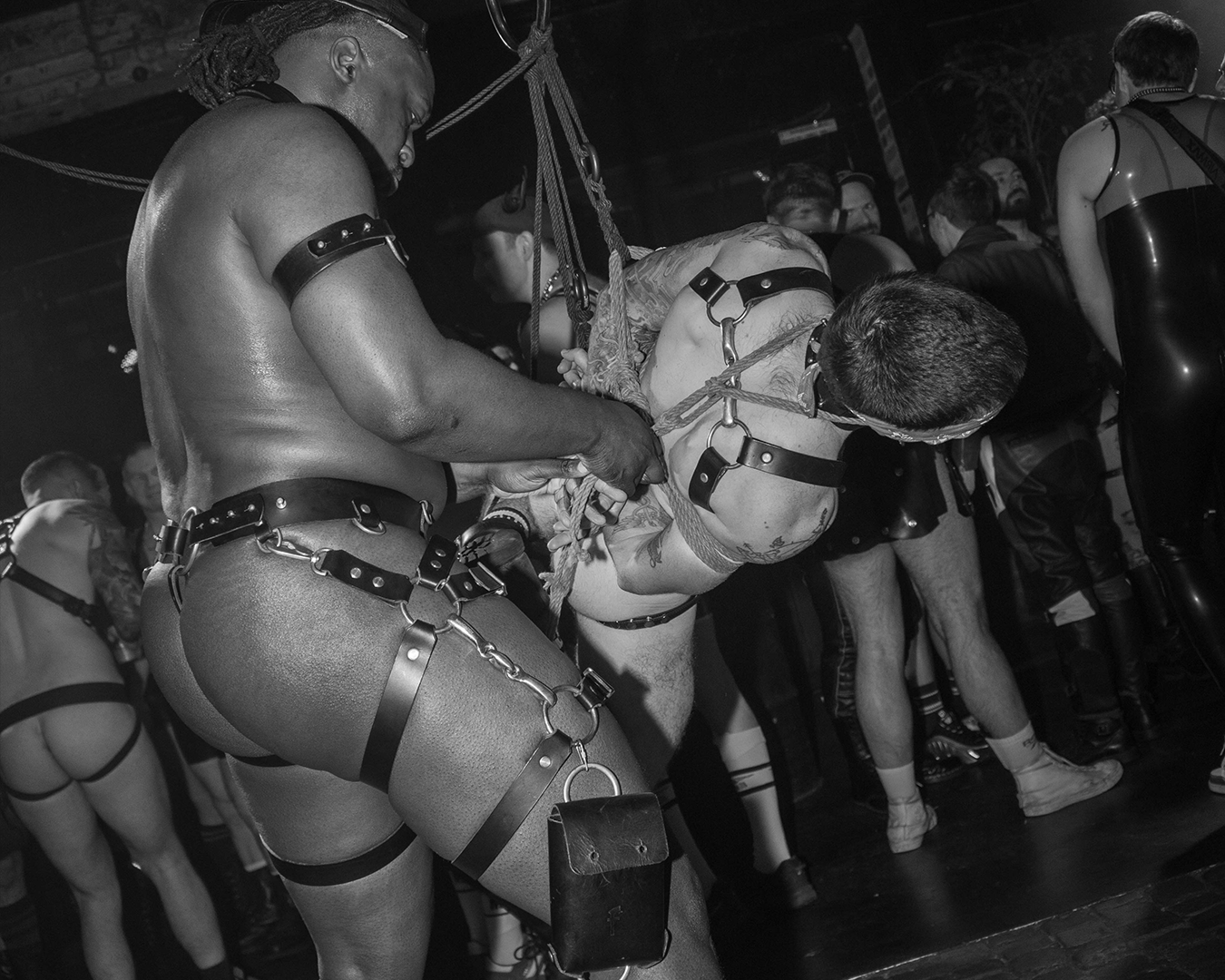 saturday 6th | day-to-night 12:00 am - 03:00 am | house of hunter