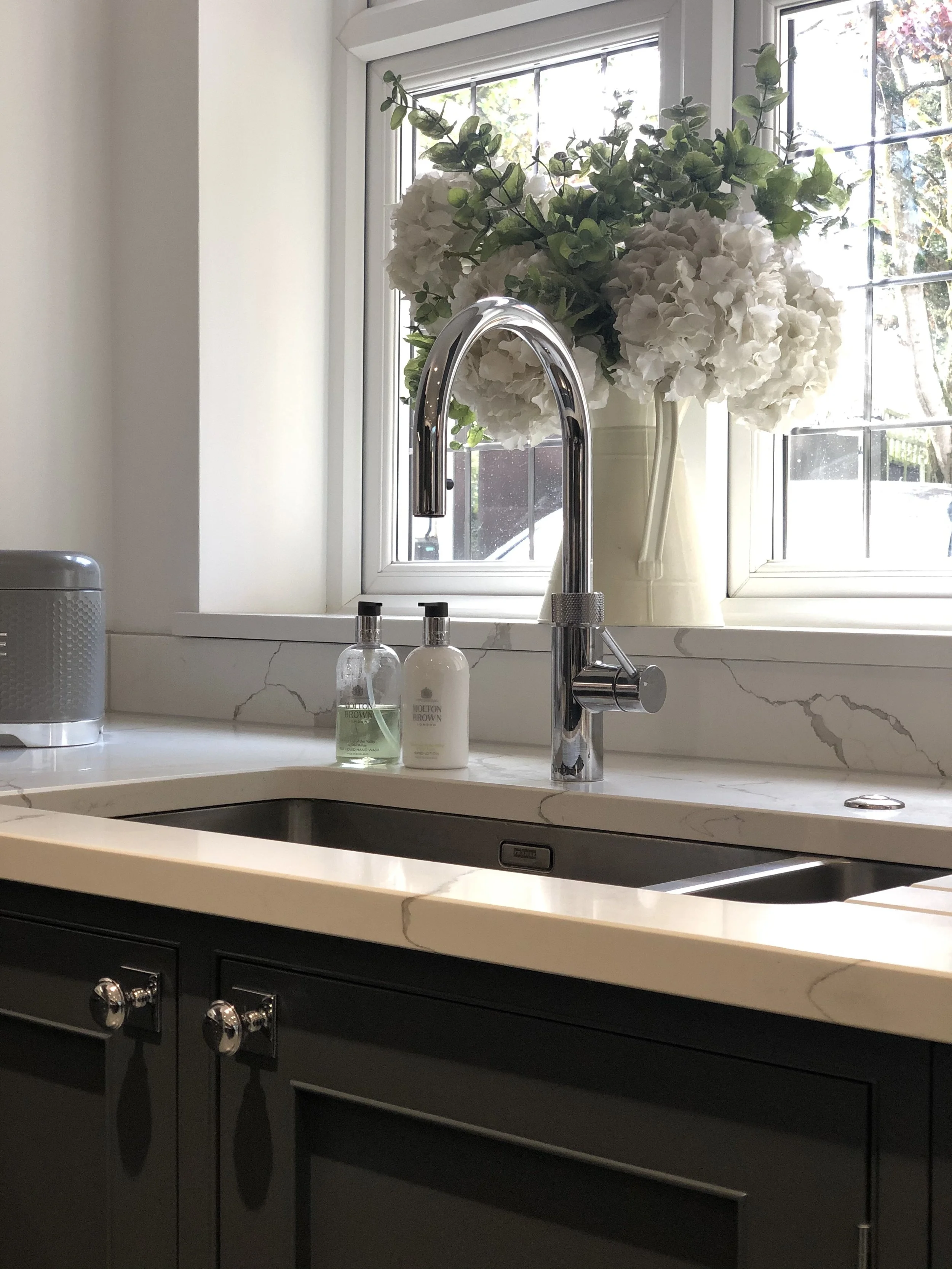 Bespoke Kitchens West Malling, Kitchen Installation Kings Hill, Kitchen Installation West Malling, Luxury Kitchen Designers Kings Hill, Luxury Kitchen Designers West Malling, Kitchen Renovations Kings Hill,