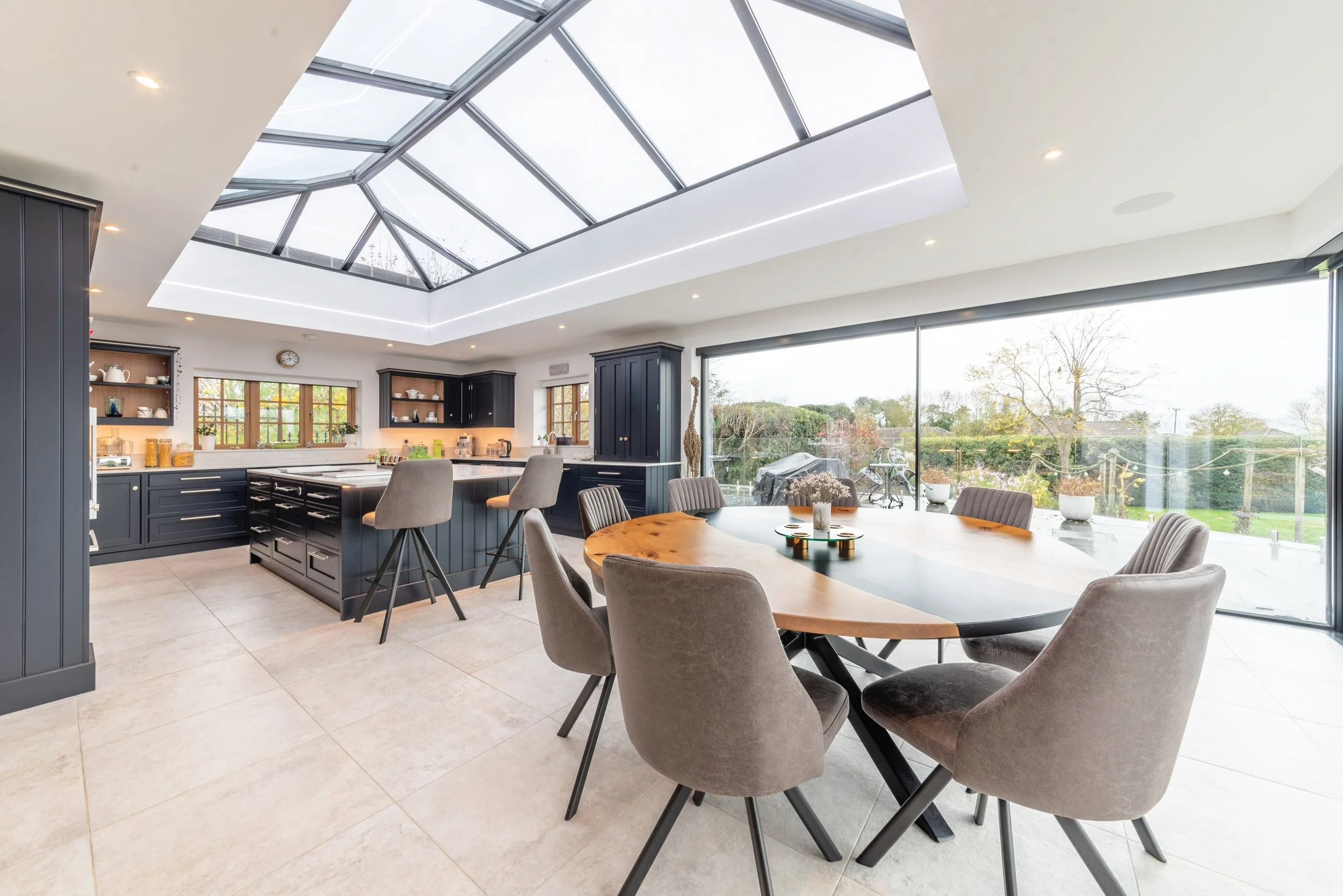 traditional blue kitchen with grey accents. kitchen designers and fitters near me in west malling kent. kent interior design