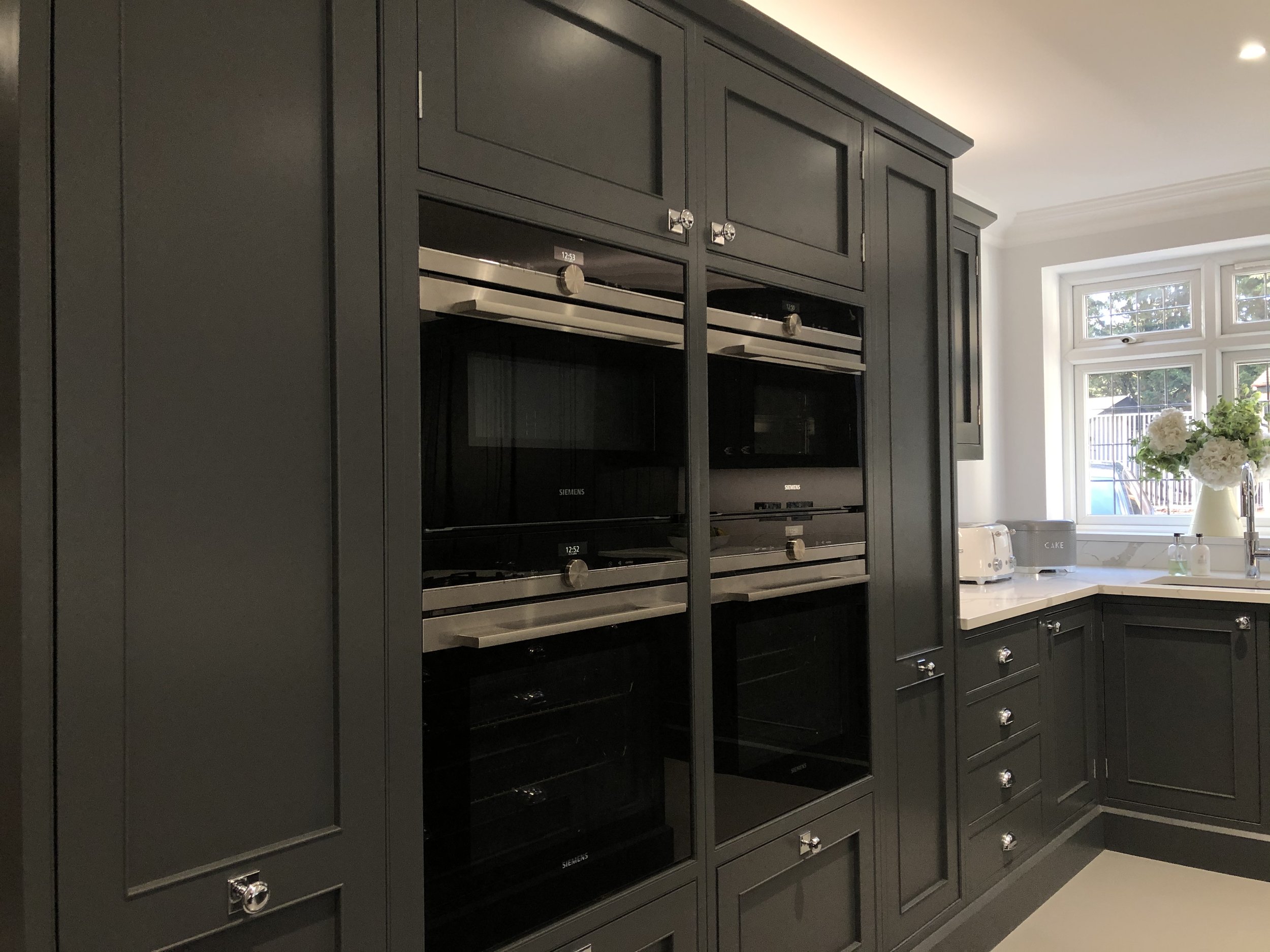  Local Kitchen Specialists Kings Hill, Local Kitchen Specialists West Malling, Made-to-Measure Kitchens Kings Hill, Luxury Kitchen Installers West Malling, Danmar Kitchens West Malling.