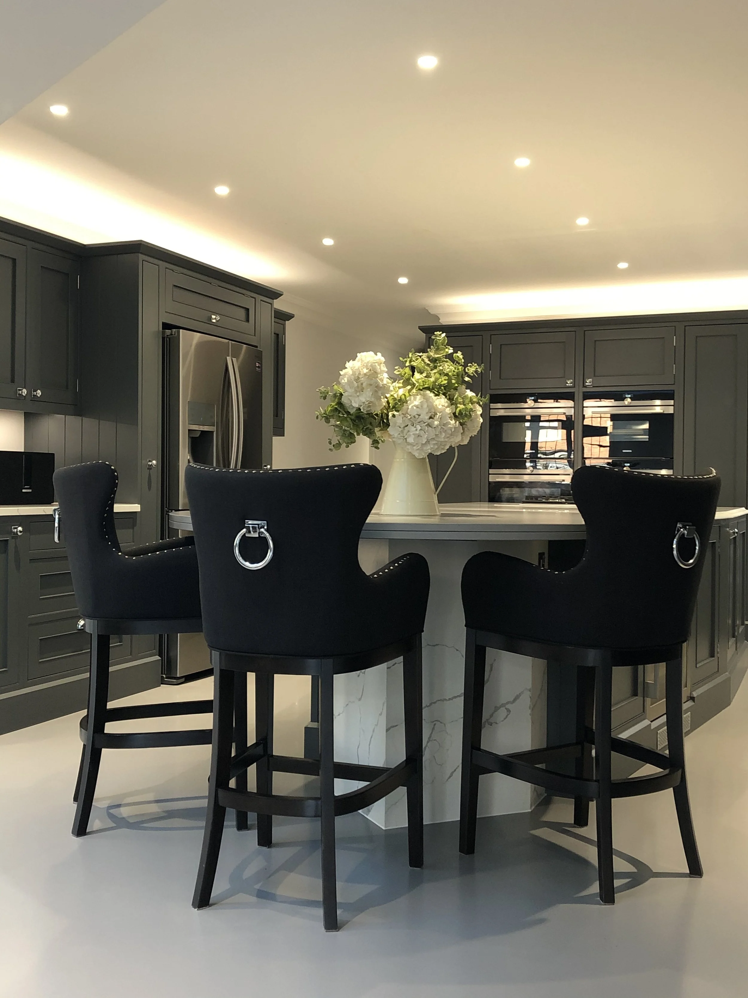 Bespoke Kitchen Fitters Kings Hill, Bespoke Kitchen Fitters West Malling, Modern Kitchen Design Kings Hill, Modern Kitchen Design West Malling, Kitchen Refurbishment Kings Hill, Kitchen Refurbishment West Malling, 