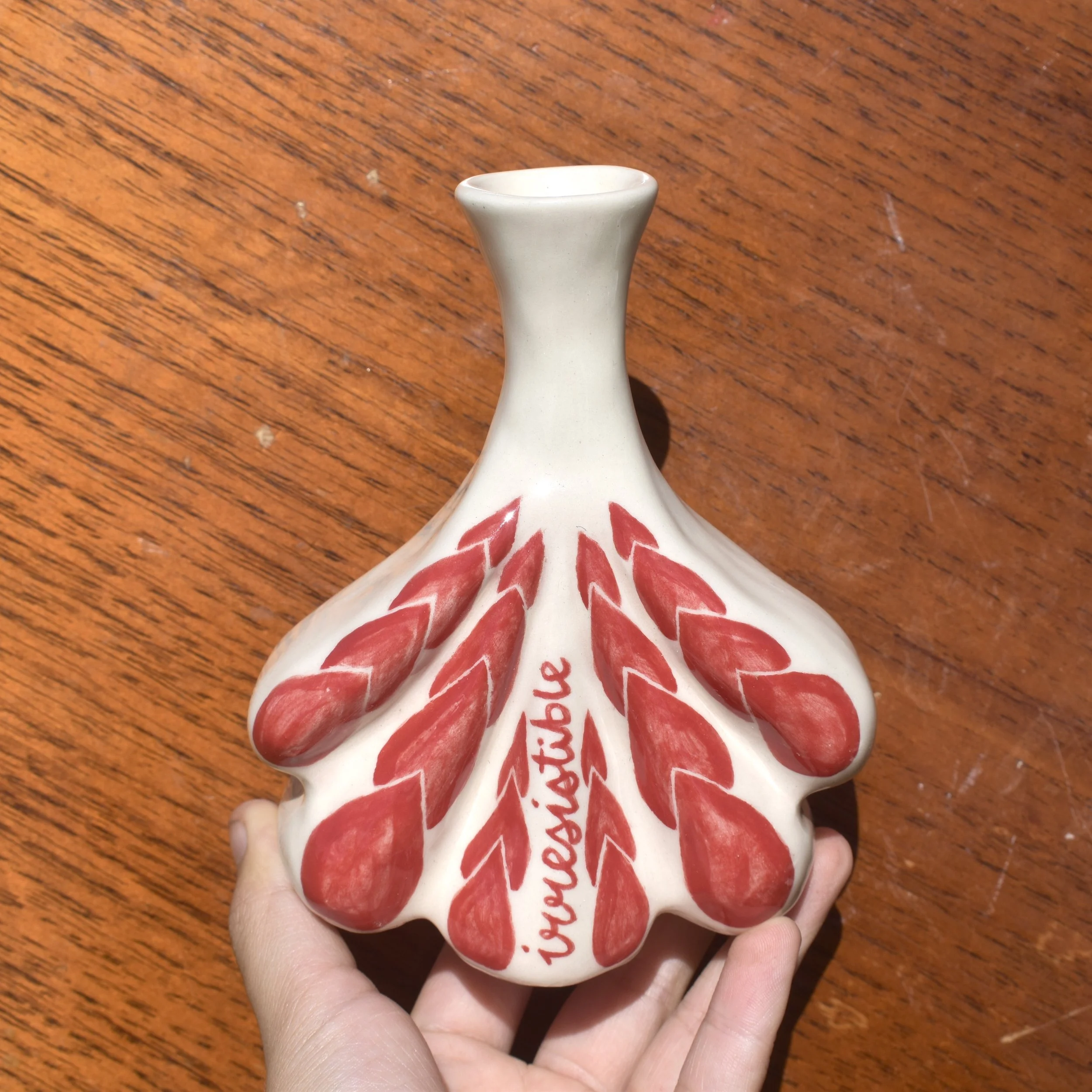 Porcelain Vase - Irresistible Armour