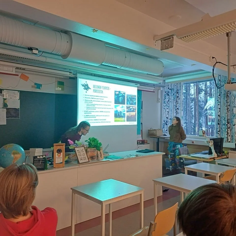 SavOn opintosihteerit kiersiv&auml;t t&auml;ll&auml; viikolla Pohjois-Savon lukioita. Kiitos @kiuruvedenlukio @vieremanlukio  @juankoskenlukio ja @nilsian_lukio , ett&auml; saimme tulla k&auml;ym&auml;&auml;n teill&auml; esittelem&auml;ss&auml; Helsi