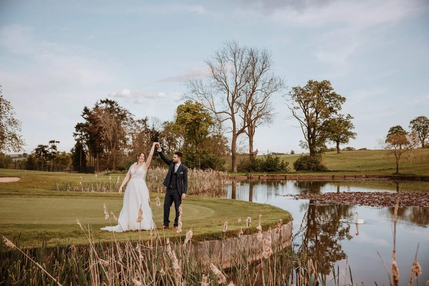 Picture perfect evenings at @weddingsattheastbury ✨

@rachelgowman 
Venue - @theastburygolfandlodgeresort 
MUA - @makeupbybrookef 
Illustrator - @_angelicdrawings 
Entertainment - @mysteryguestuk 
Hair - @jasonosullivanhair 
Dress - @champagne_rosest