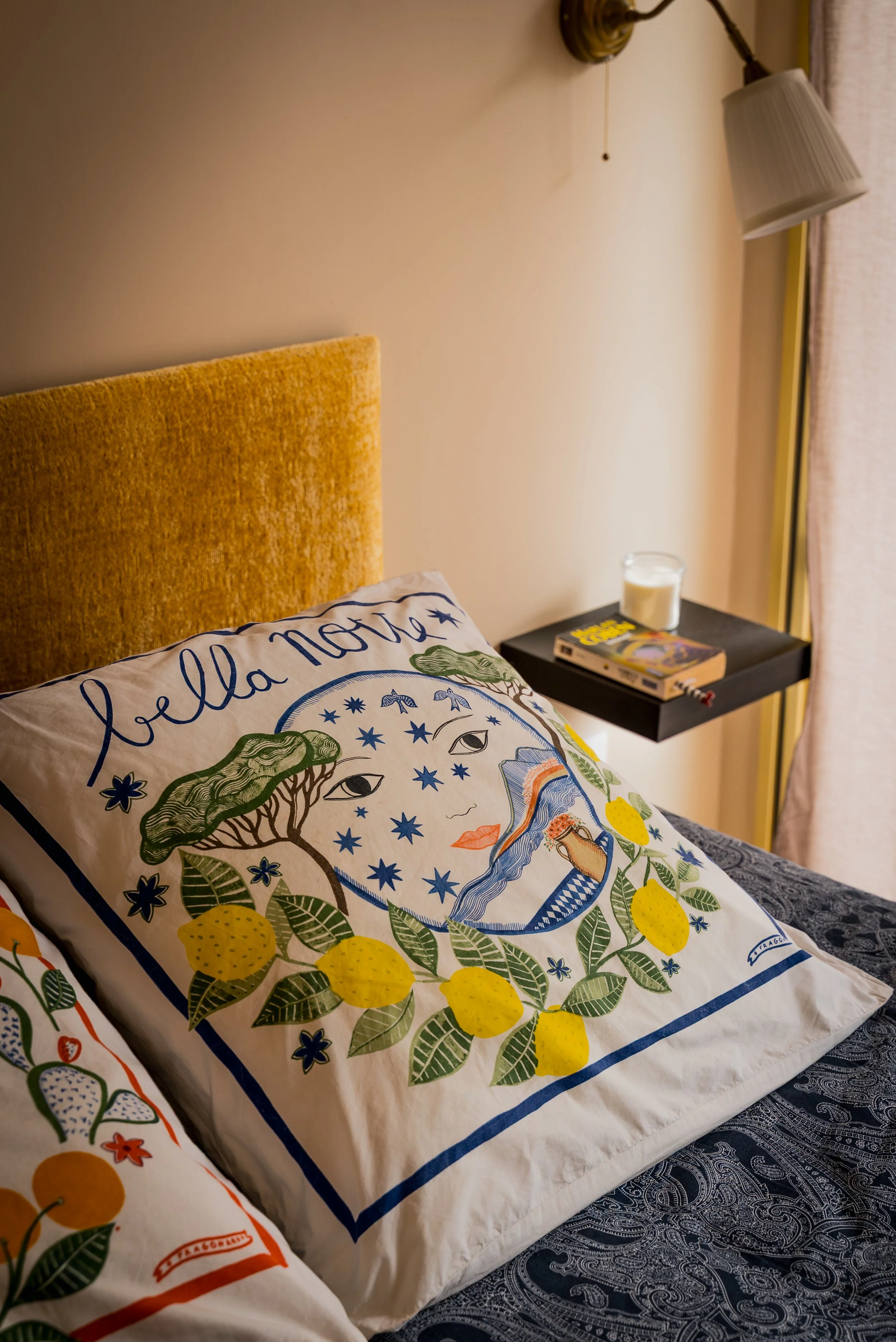 hesmaia-project-aurelia-bedroom-interior-details.jpg