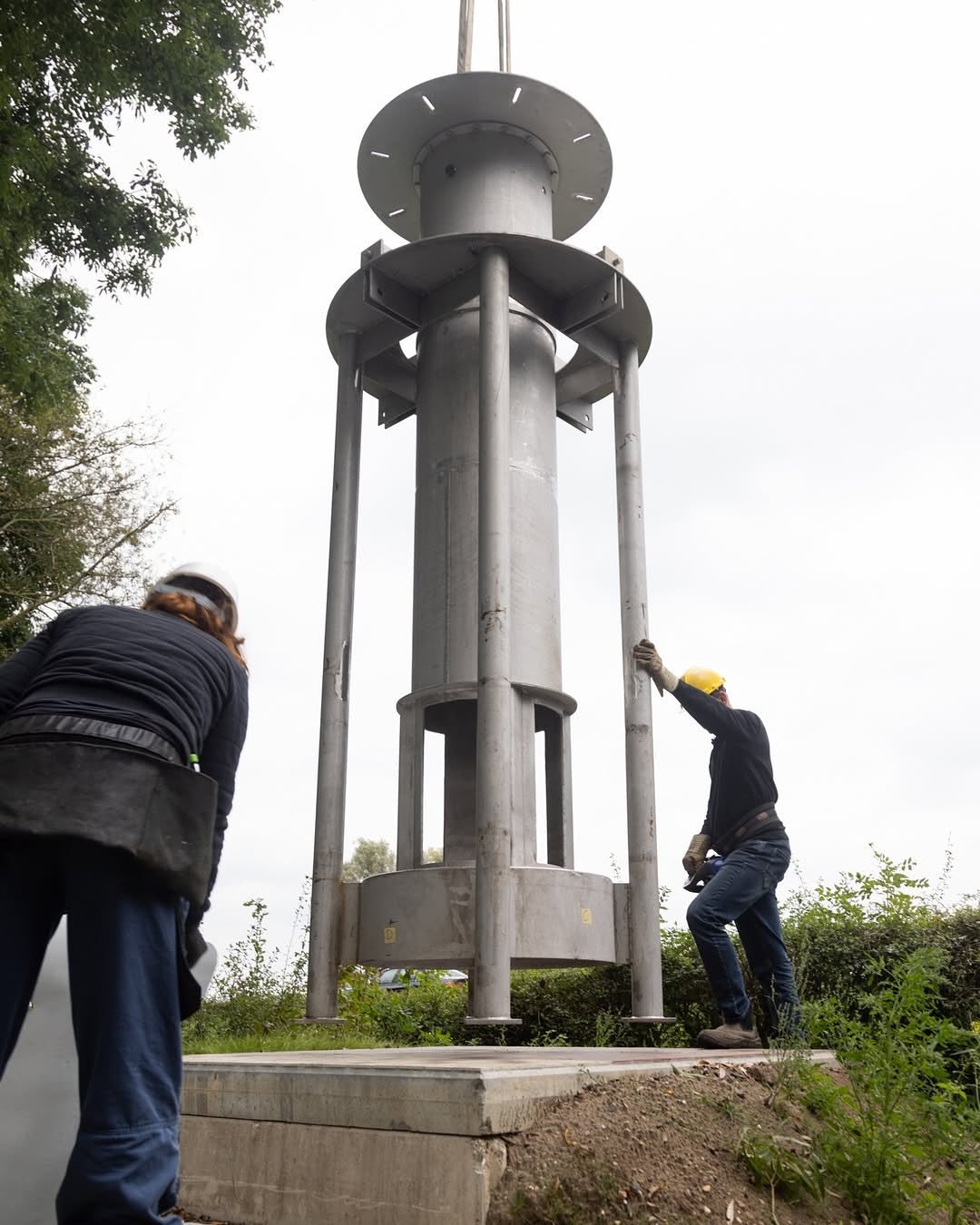 Een tijdje terug deelden we foto&rsquo;s van het maakproces van ArtHelpdesk kunstenaar @ceciliarebergen&rsquo;s nieuwe sculptuur: Solidflow!

Benieuwd hoe het is geworden? Bekijk dan hier de foto&rsquo;s en lees wat Cecilia op haar pagina schreef  ov