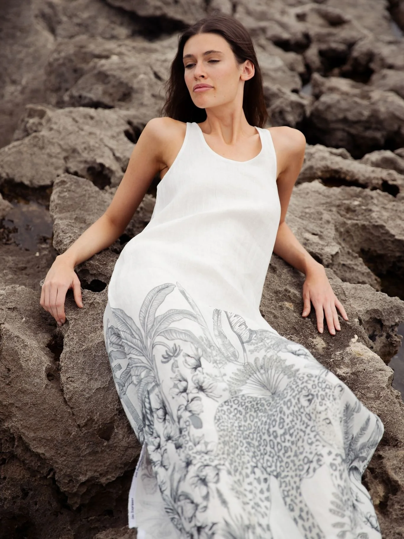 @las_surenas_ founded by three friends, three rebellious hearts, and one vision:&nbsp;to dress women with strength, beauty, and freedom. From Argentina and Uruguay, the brand combines classic, timeless designs with bold, original prints and focuses o