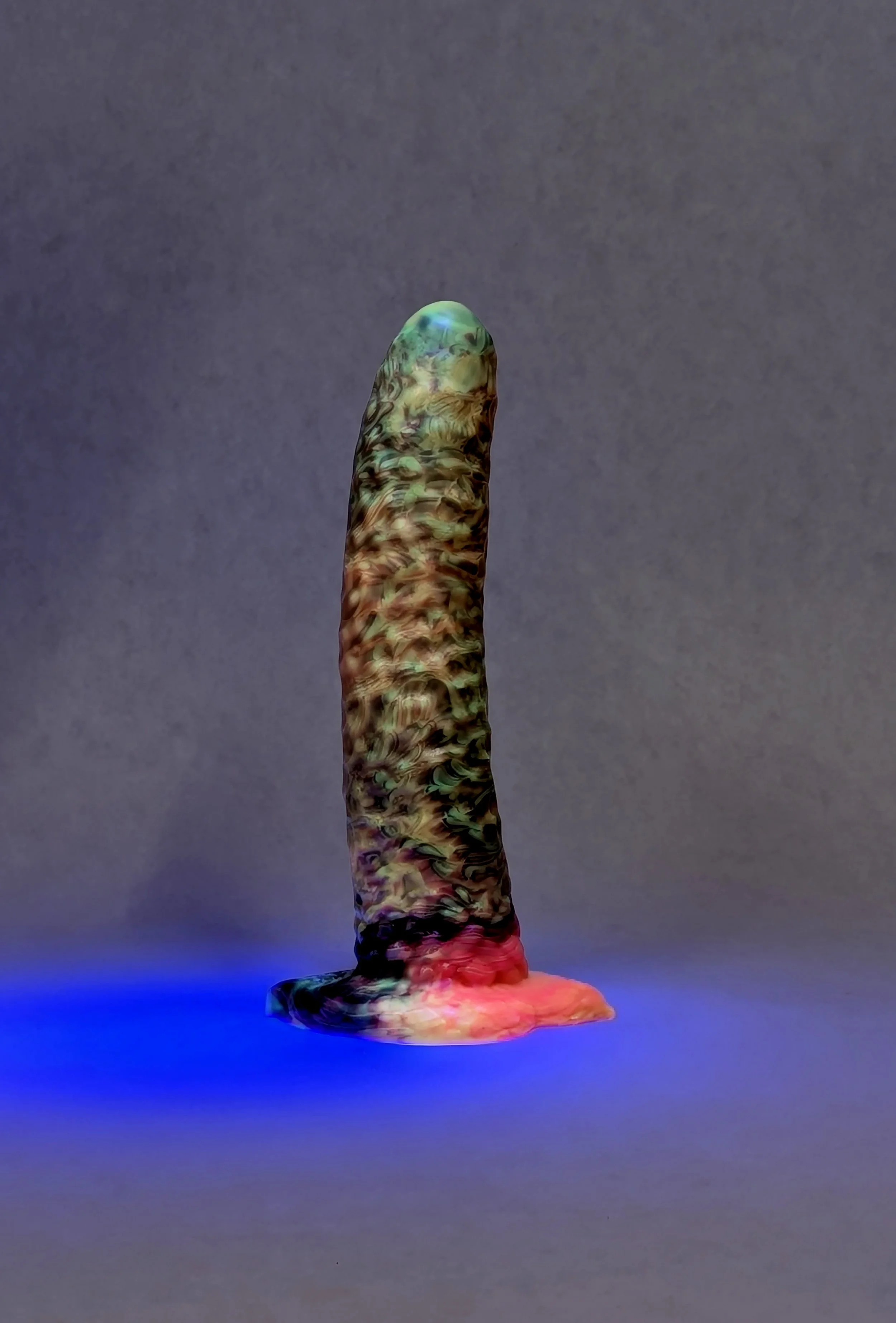 20.10_Monstera Stem_1UVjpg.jpg