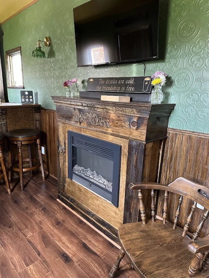 Inside Mobile Irish Bar 9.jpg