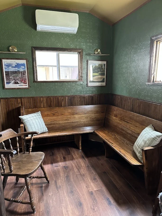 Inside Mobile Irish Bar 7.jpg