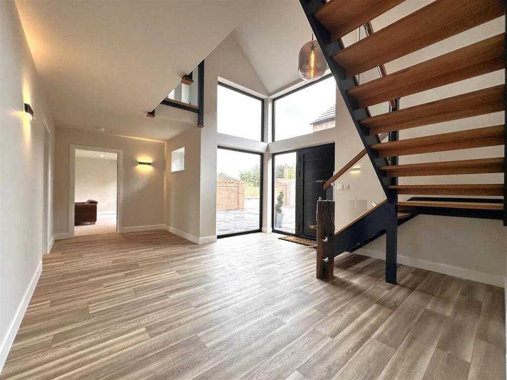 Interior5.jpeg