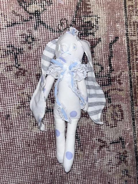 faeble Bunny Keychain - Teacup
