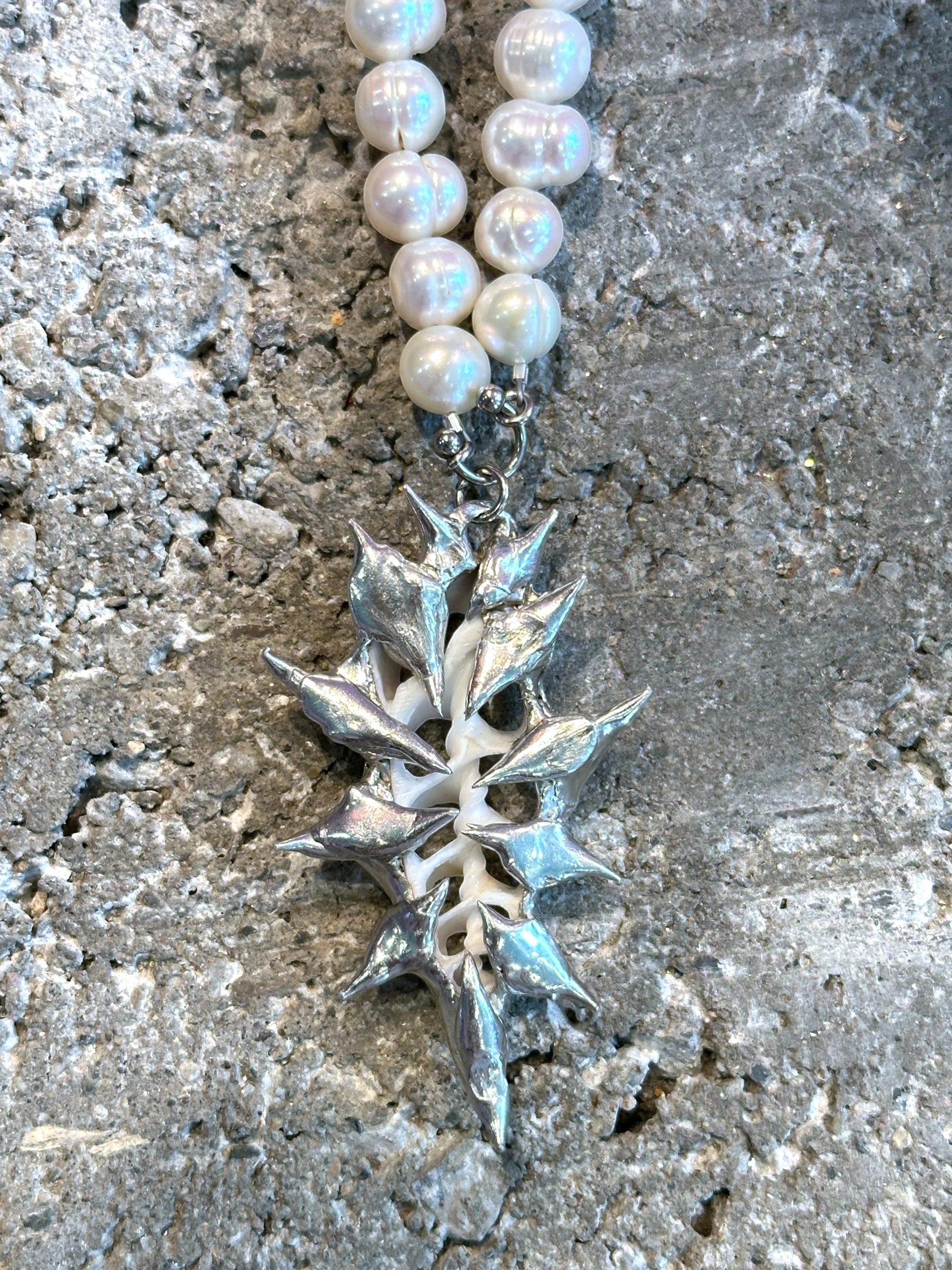 my dearest world Vertabrae White Pearl Long Necklace