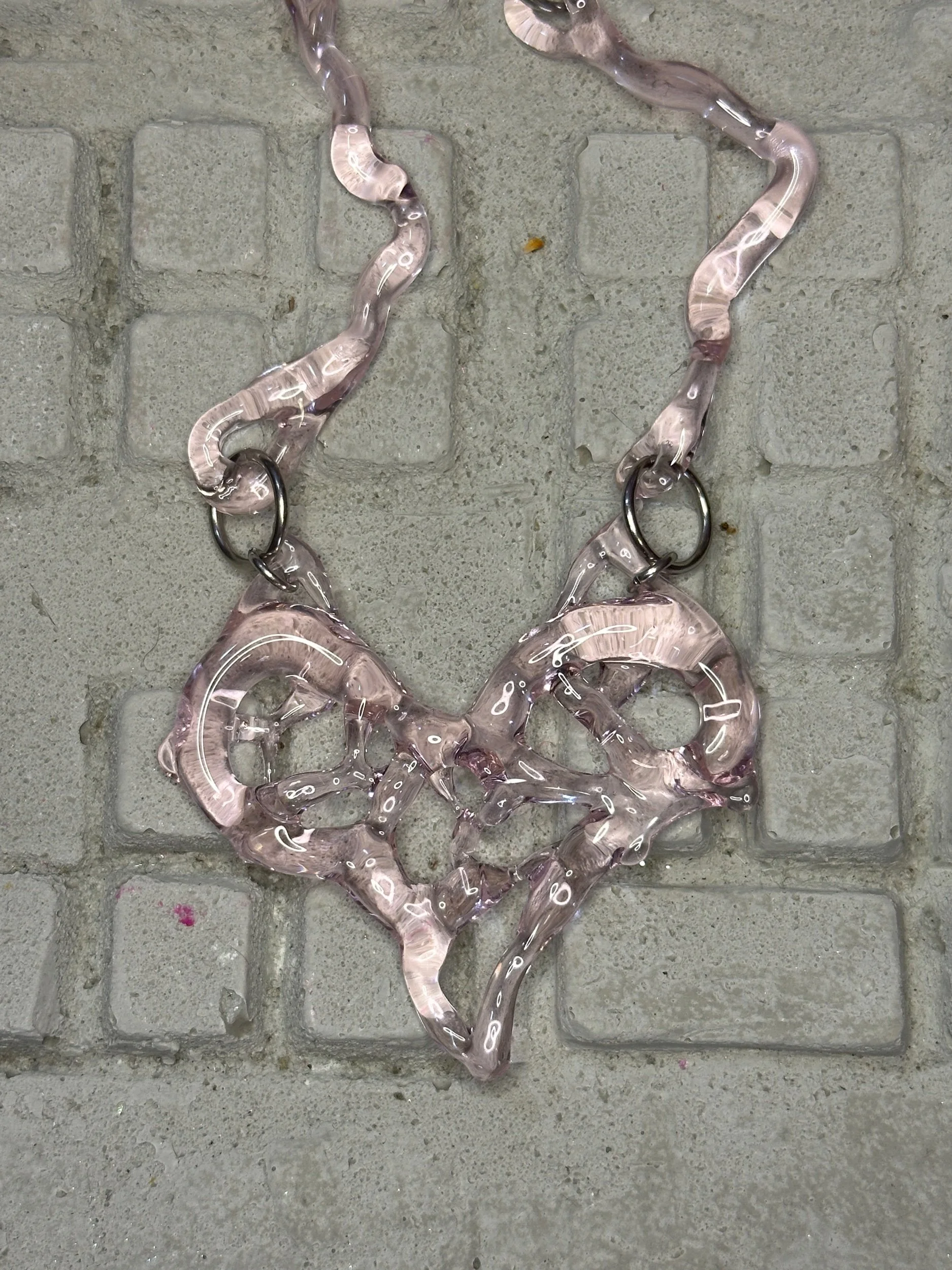 leyrē Glass Necklace "Heart of Glass"