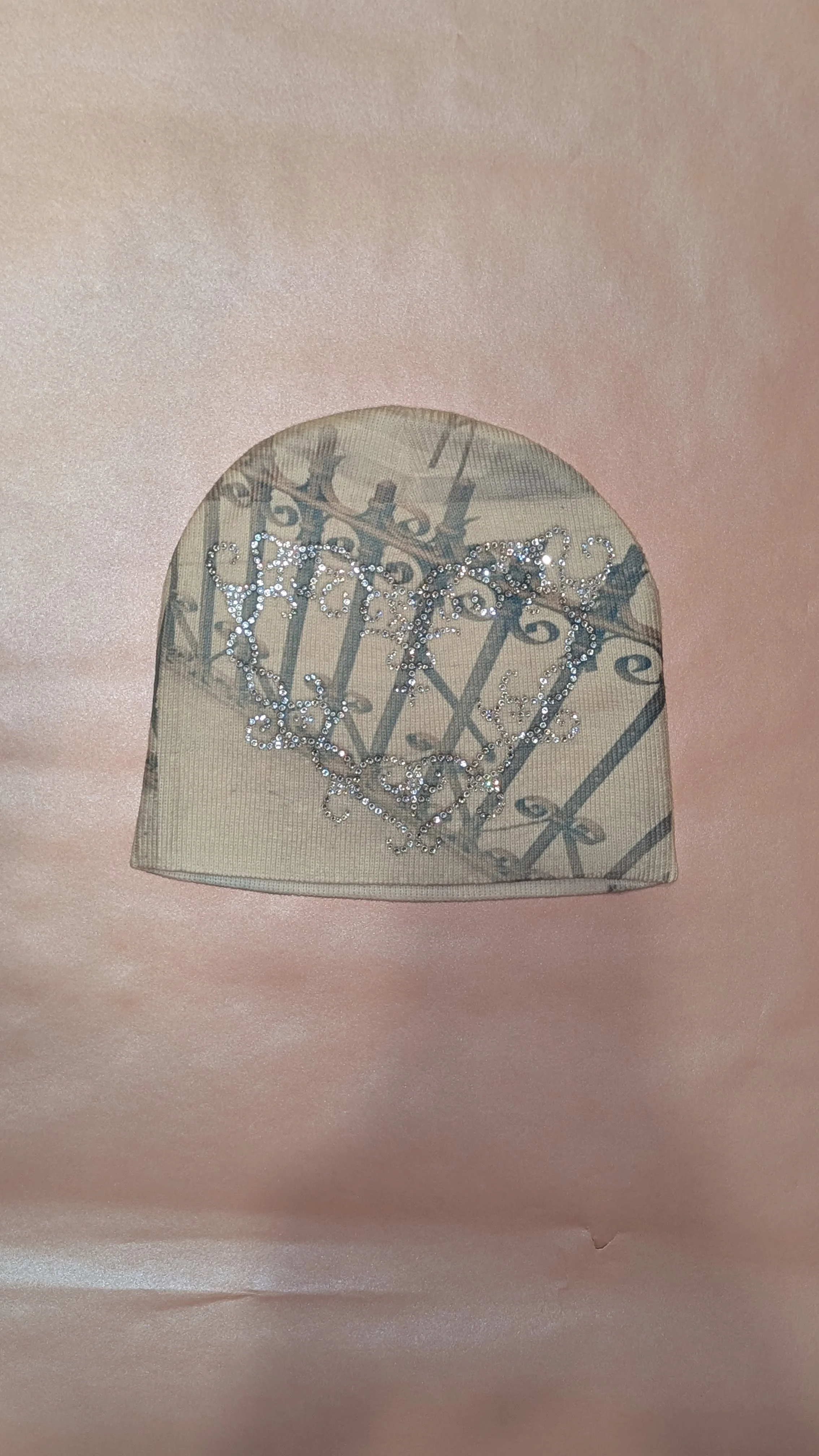 eventyrverden rhinestone beanies