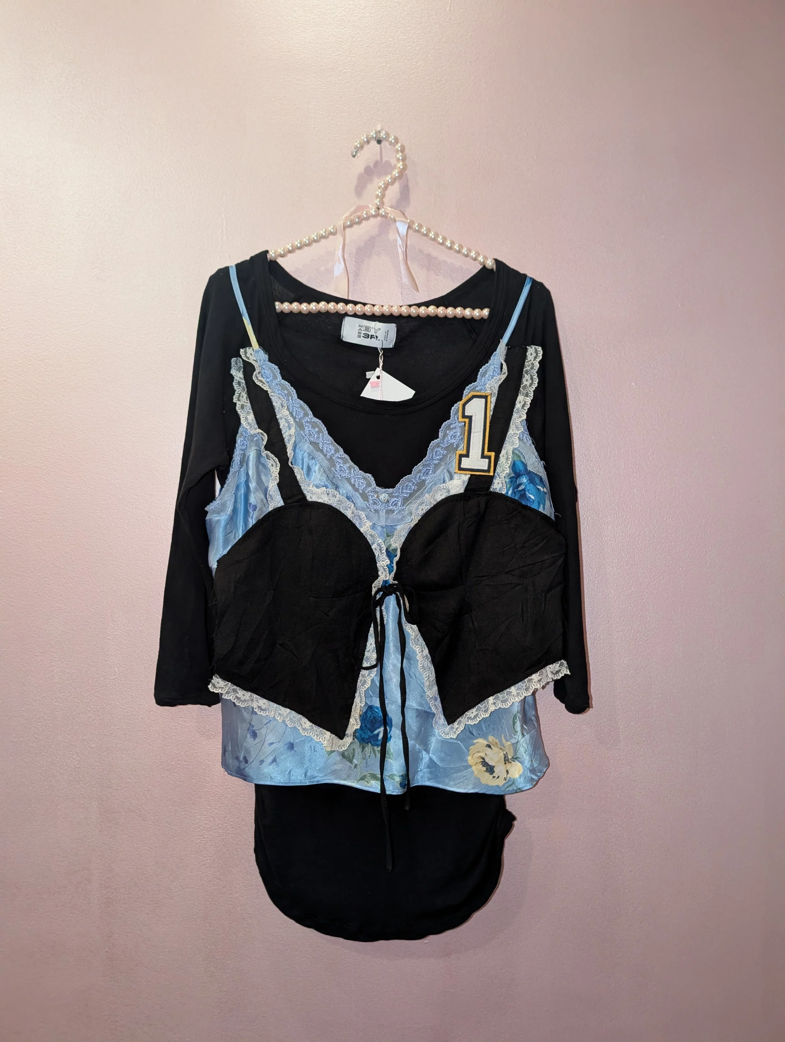 3R Jersey Black longsleeve and light blue and black corset