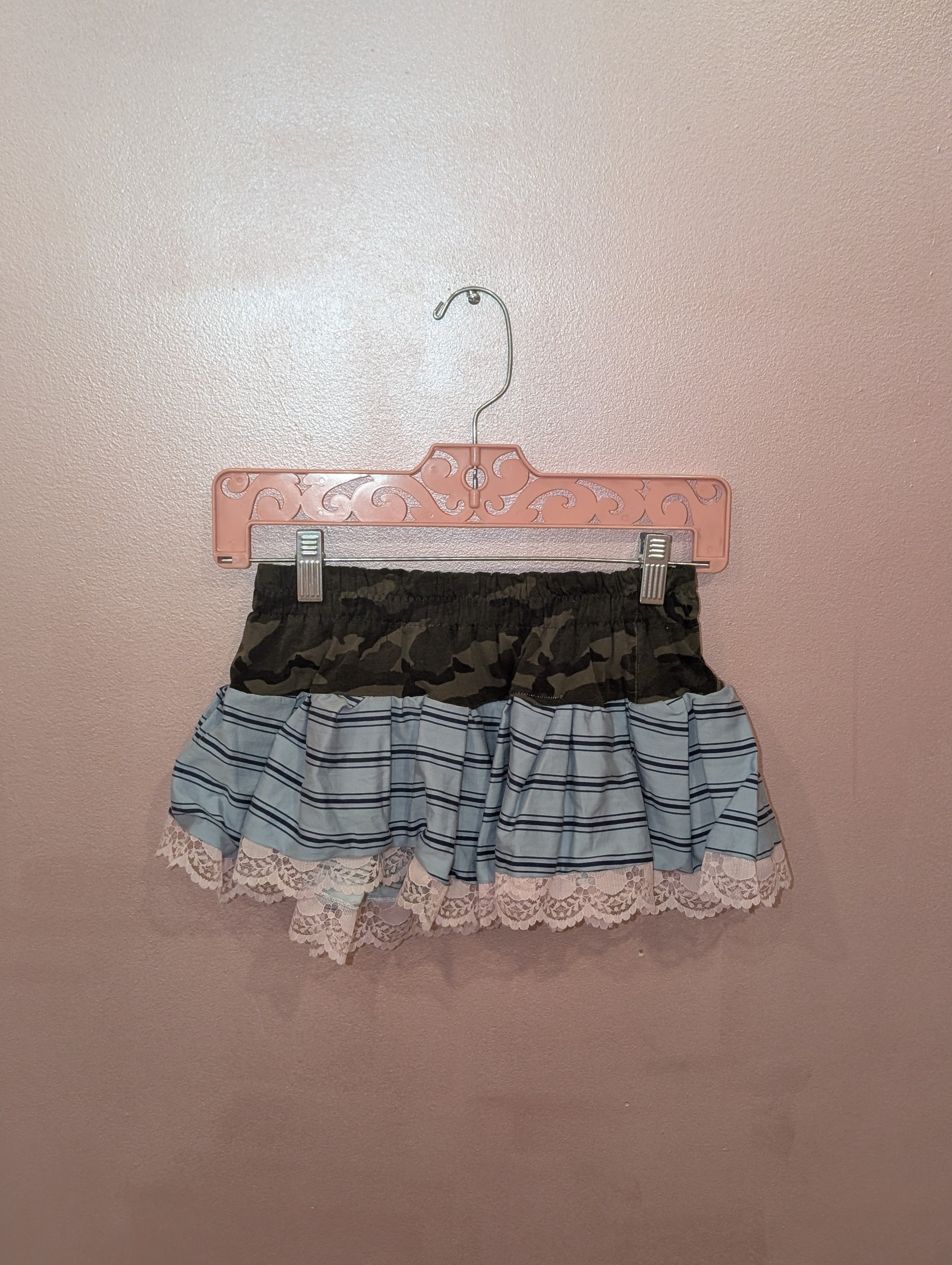 labelled7701 Camo bubble skirt