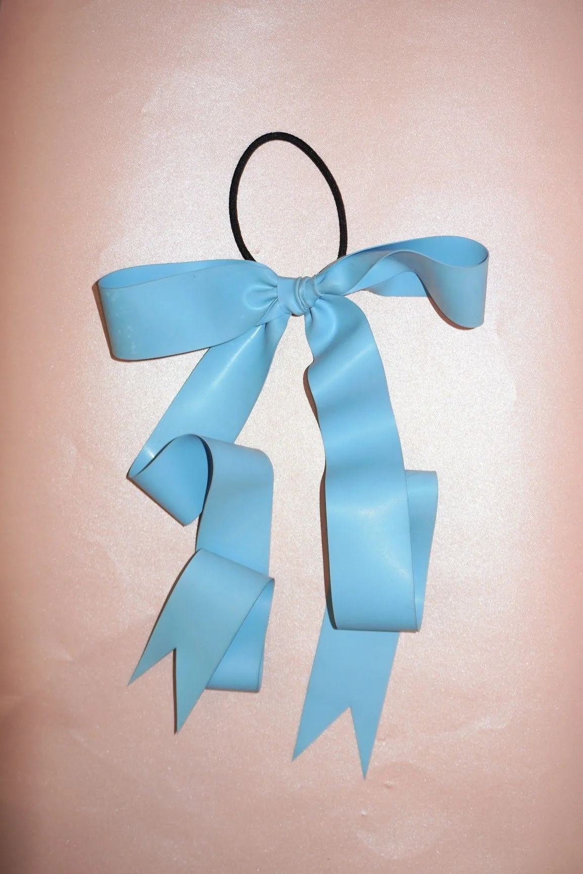 finley's house baby blue hair bow