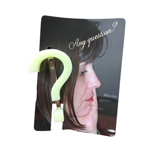 yiyounggyeoung yellow question hair clip