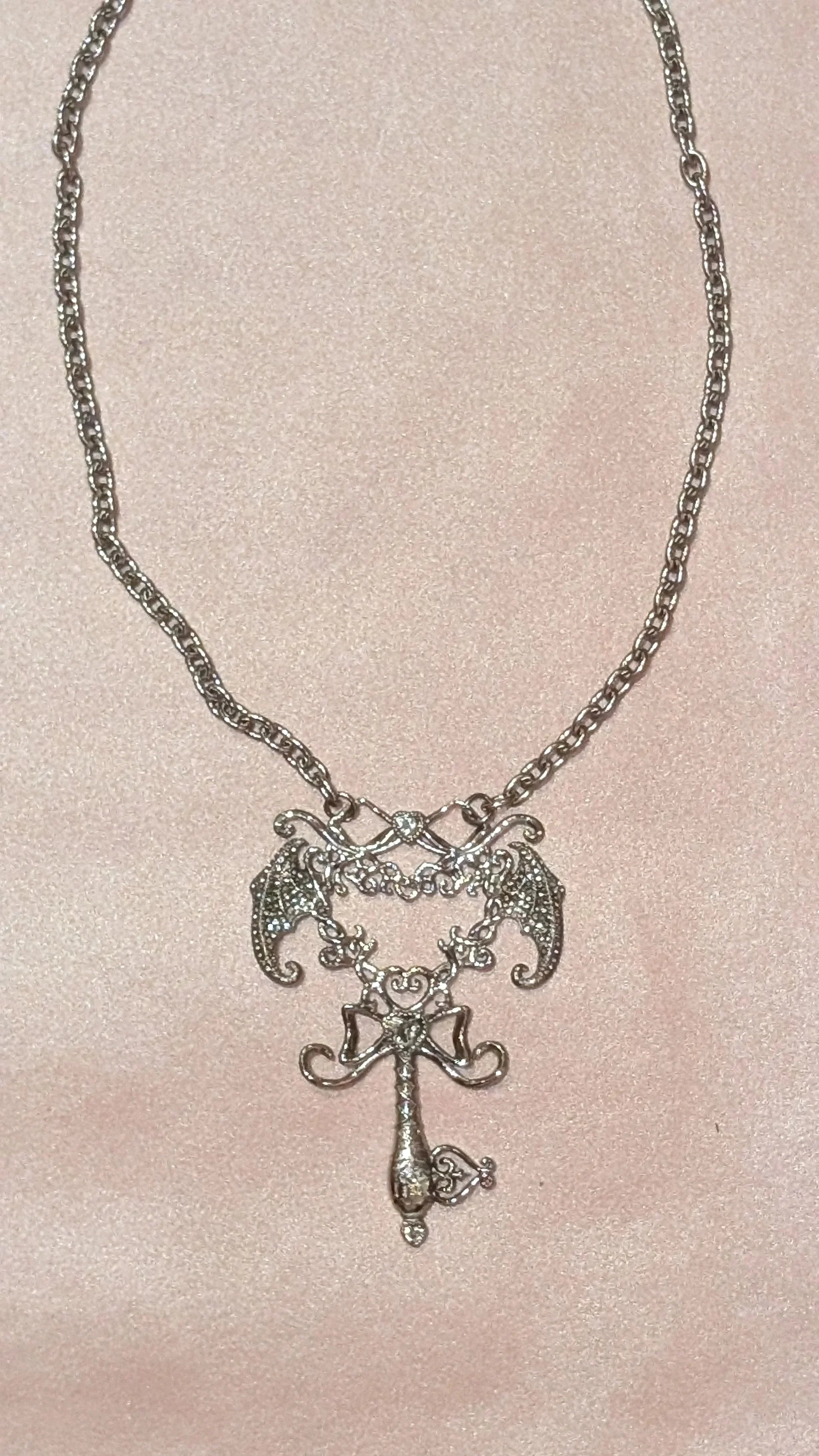 eventyrverden stainless steel enchantress key necklace