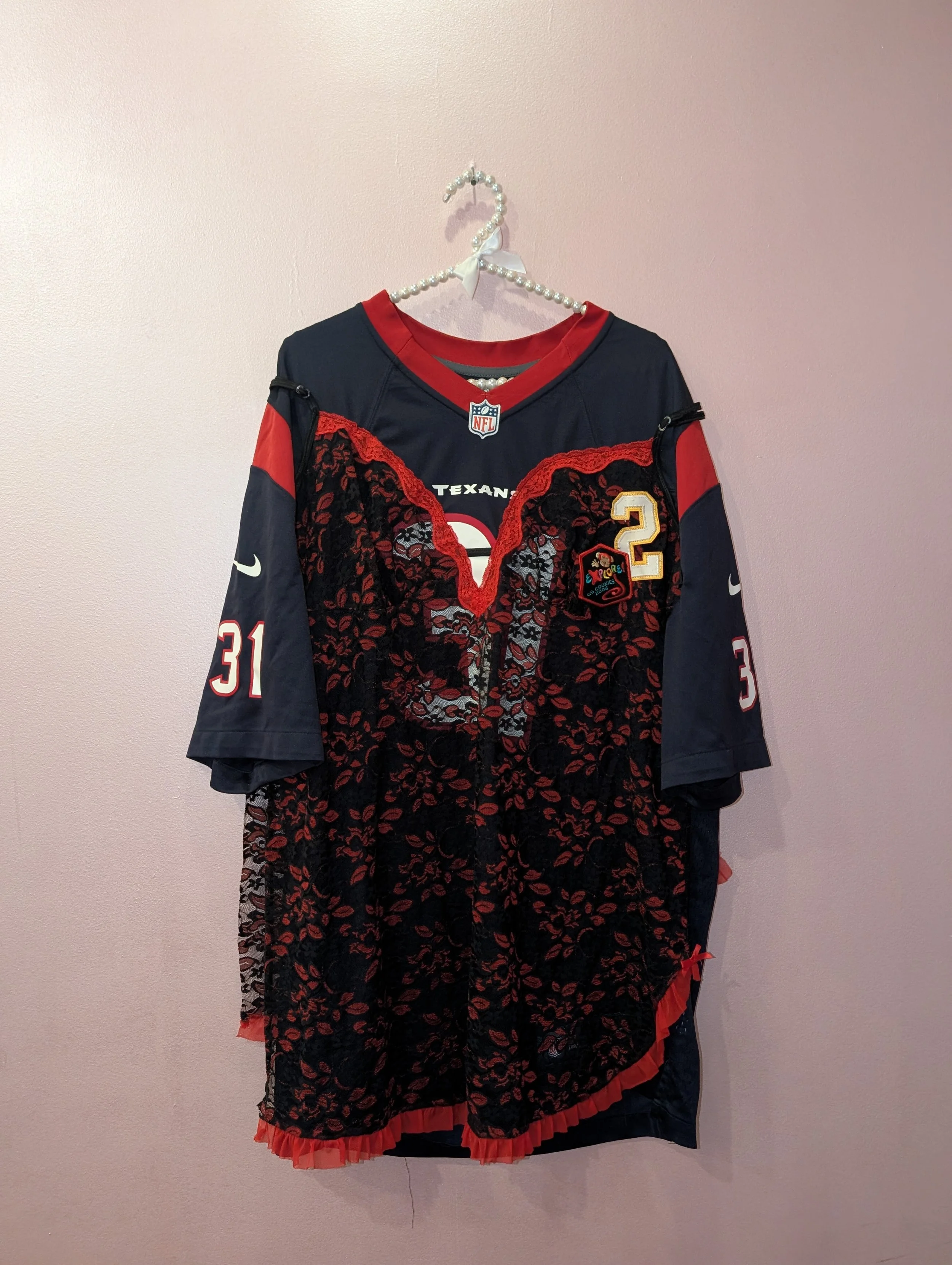 3R Jersey Short Sleeve in black and red with matching lingere