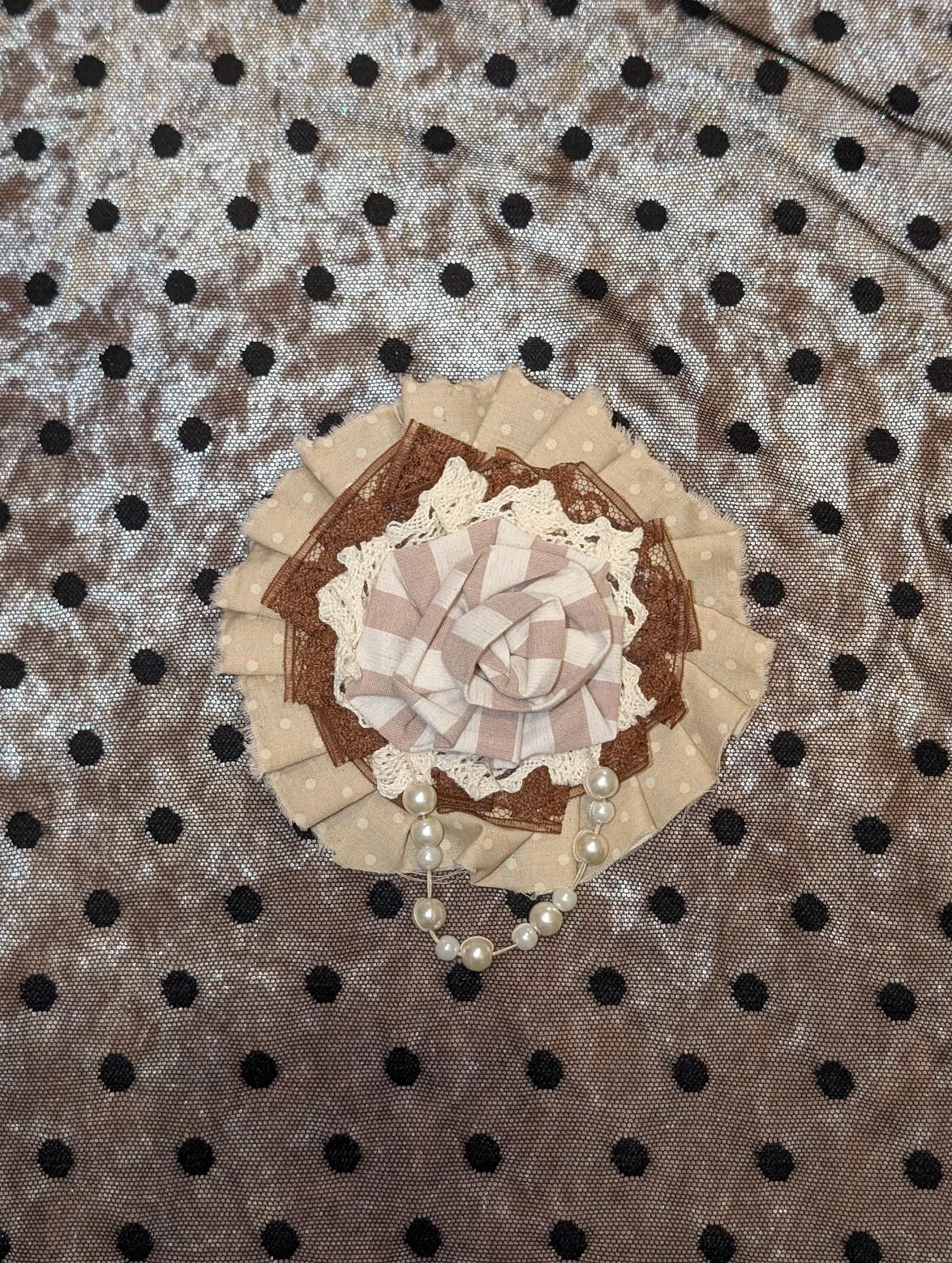 Megan Yama Short Rosette - Antique Cafe
