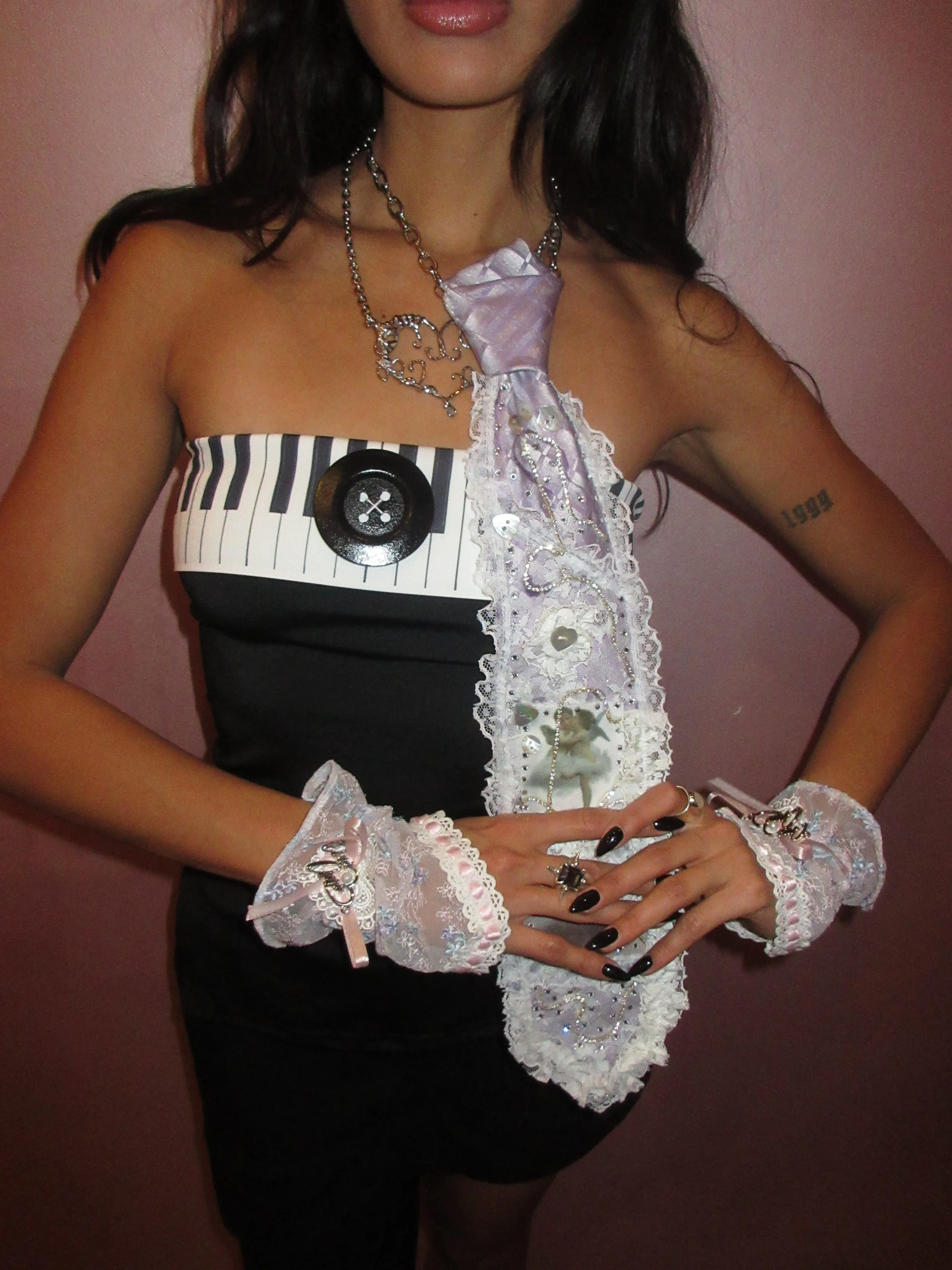 laughing geisha purple lace tie