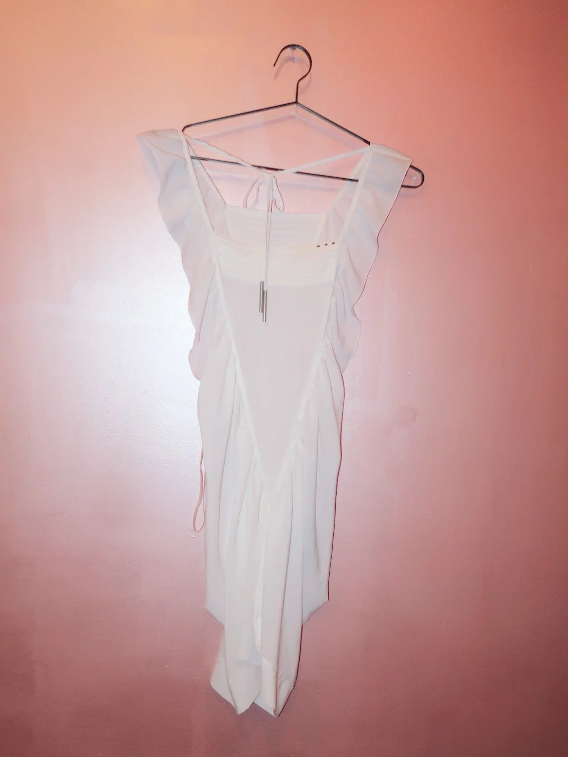 illocana Cop Copine white ruffled dress