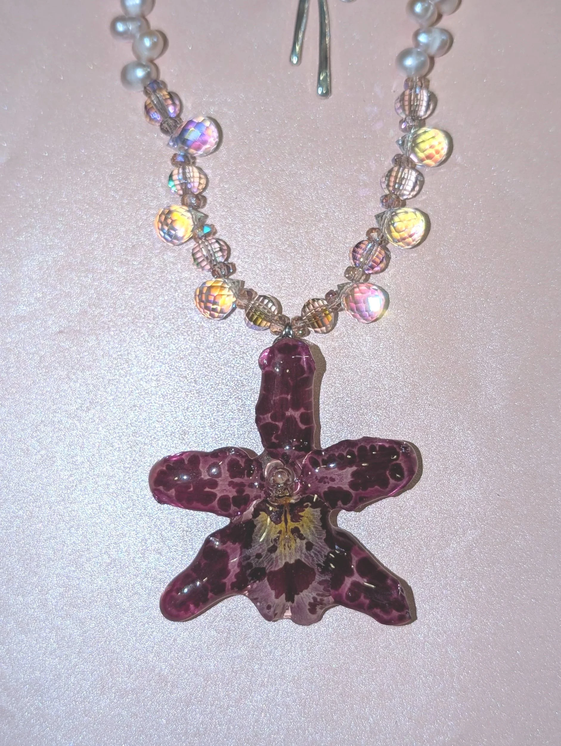 Dolly Dear Boutique Pearl Necklace