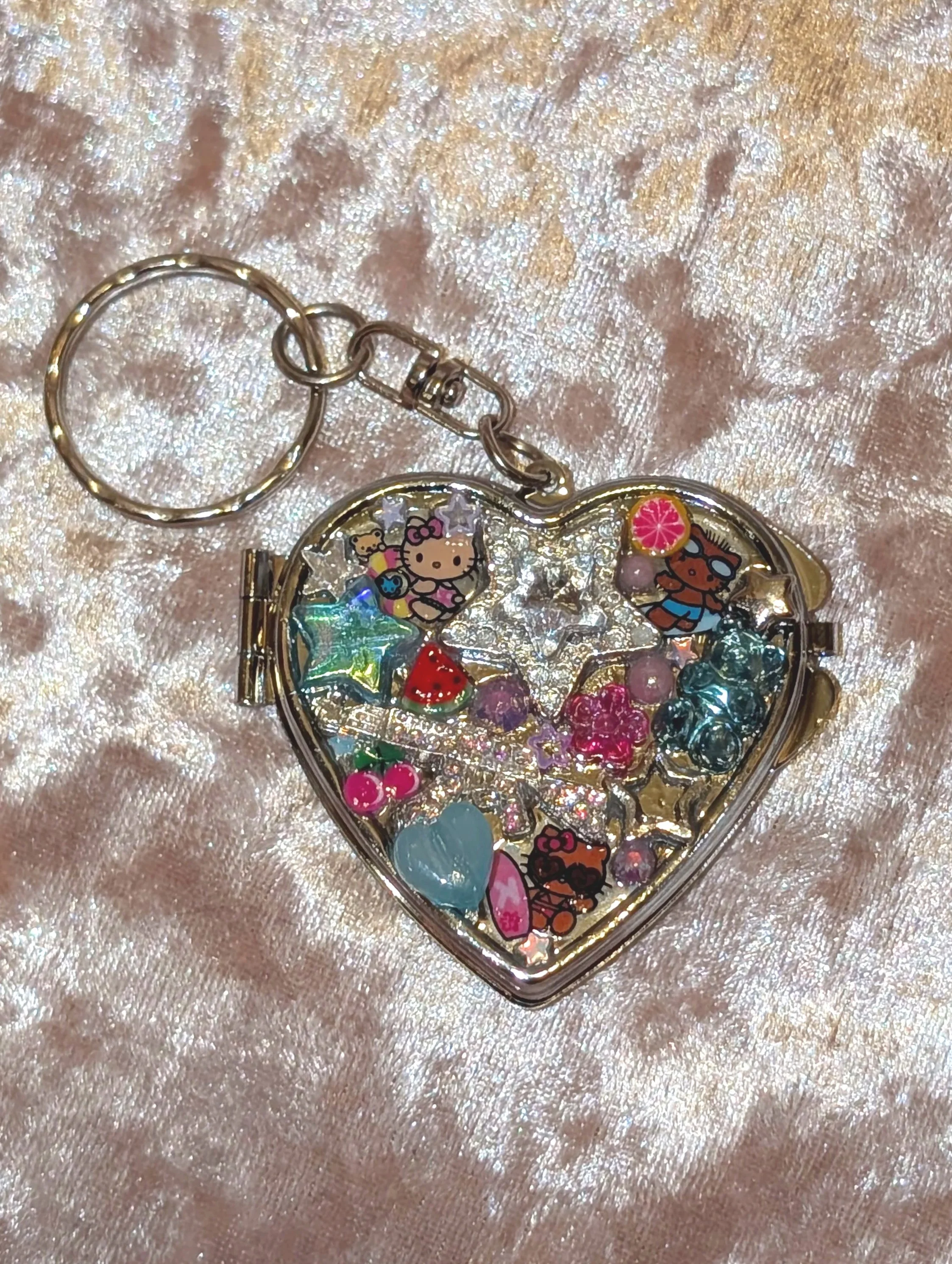 shehellakawaii rhinestone star hello kitty mirror keychain