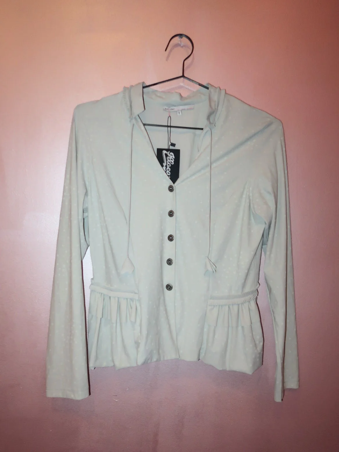 illocana Sunlight minty grey polka dot ruffled top