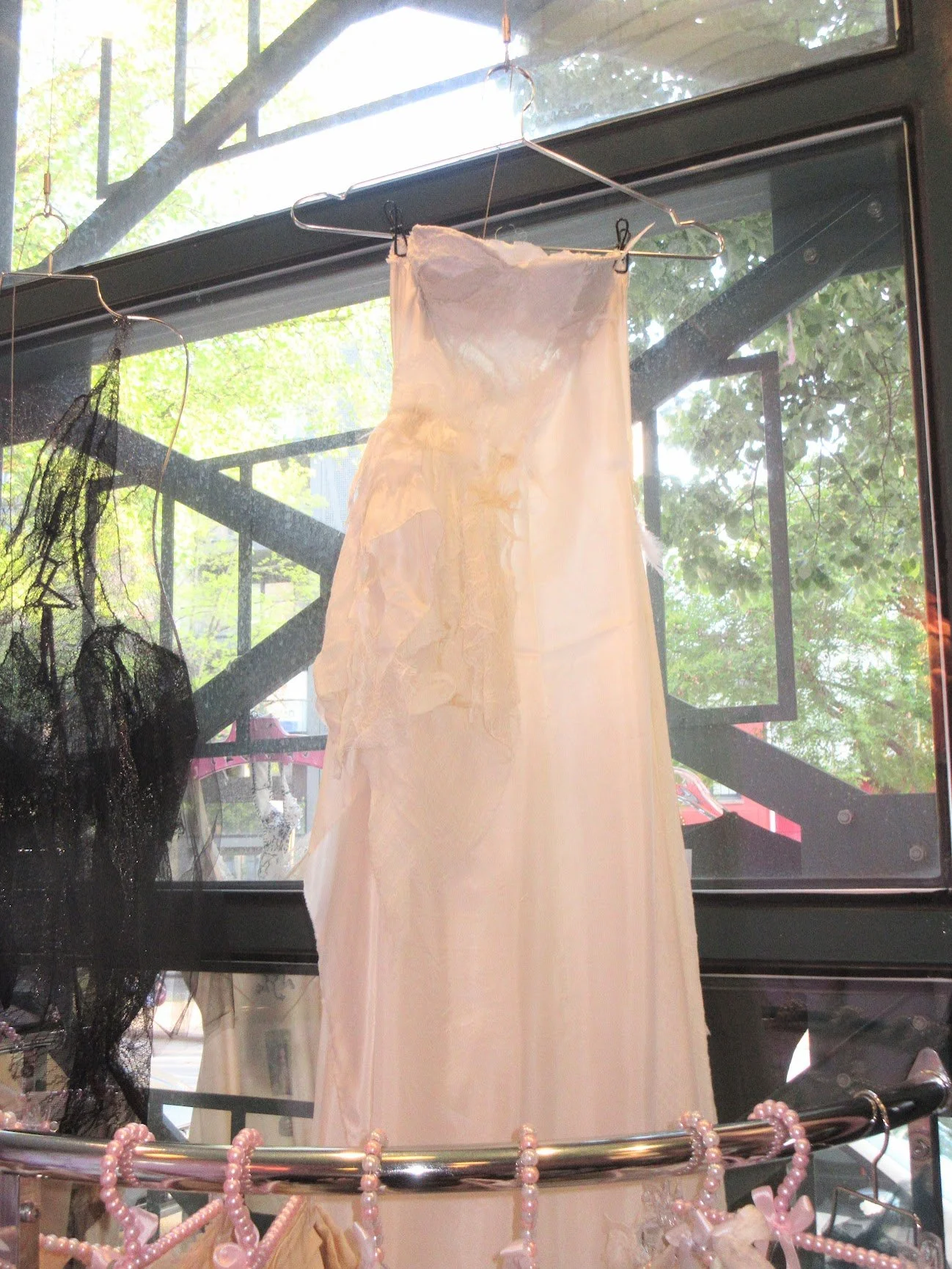 *sylphwear Feather wedding gown