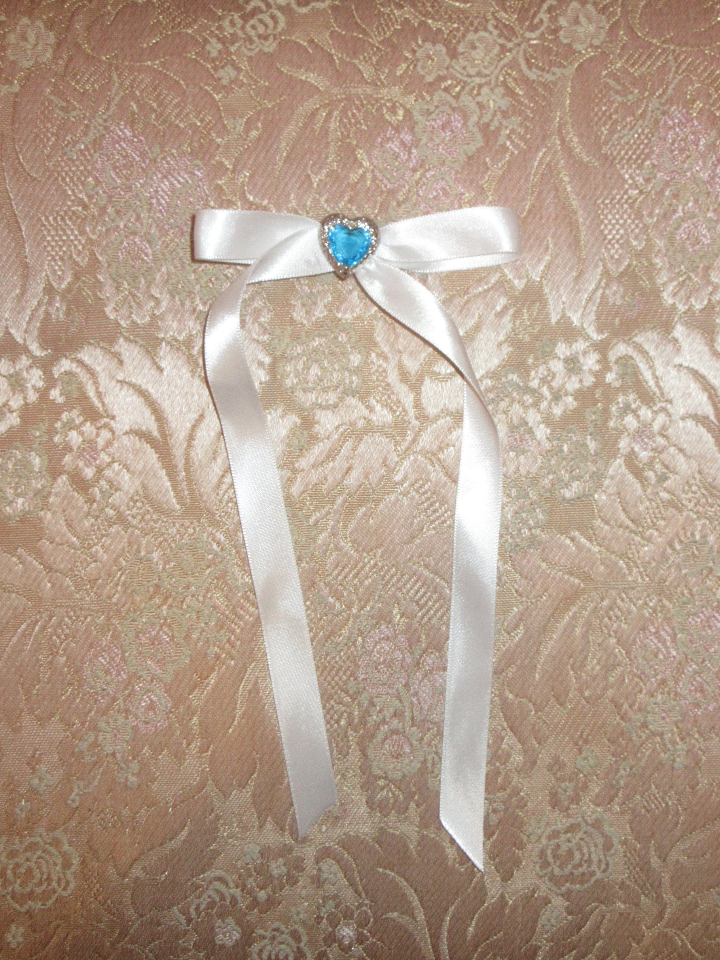 frou york HAMMERED HEART HAIR BOW -BLUE