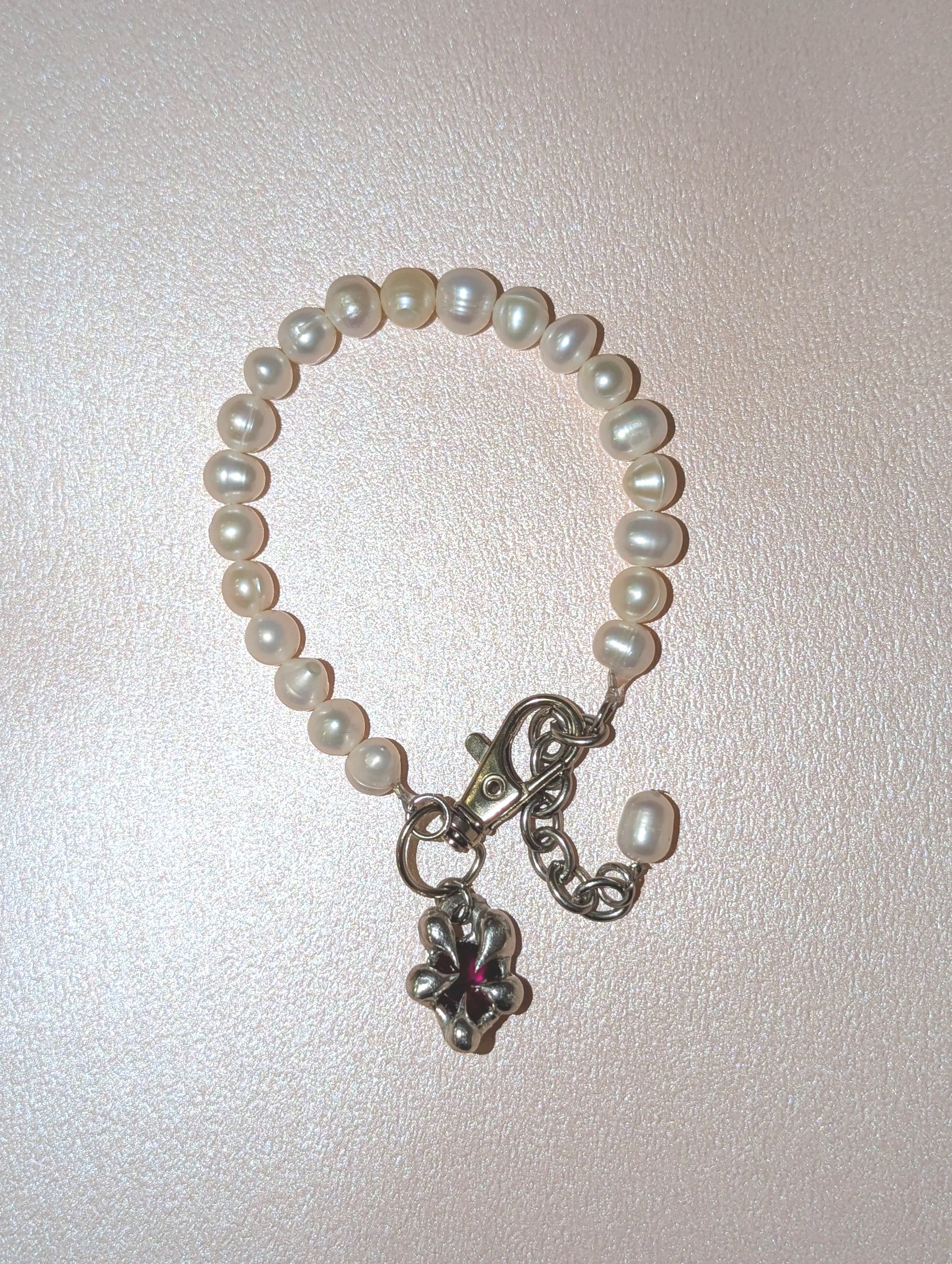 My Dearest World Red Gem Pearl Bracelet