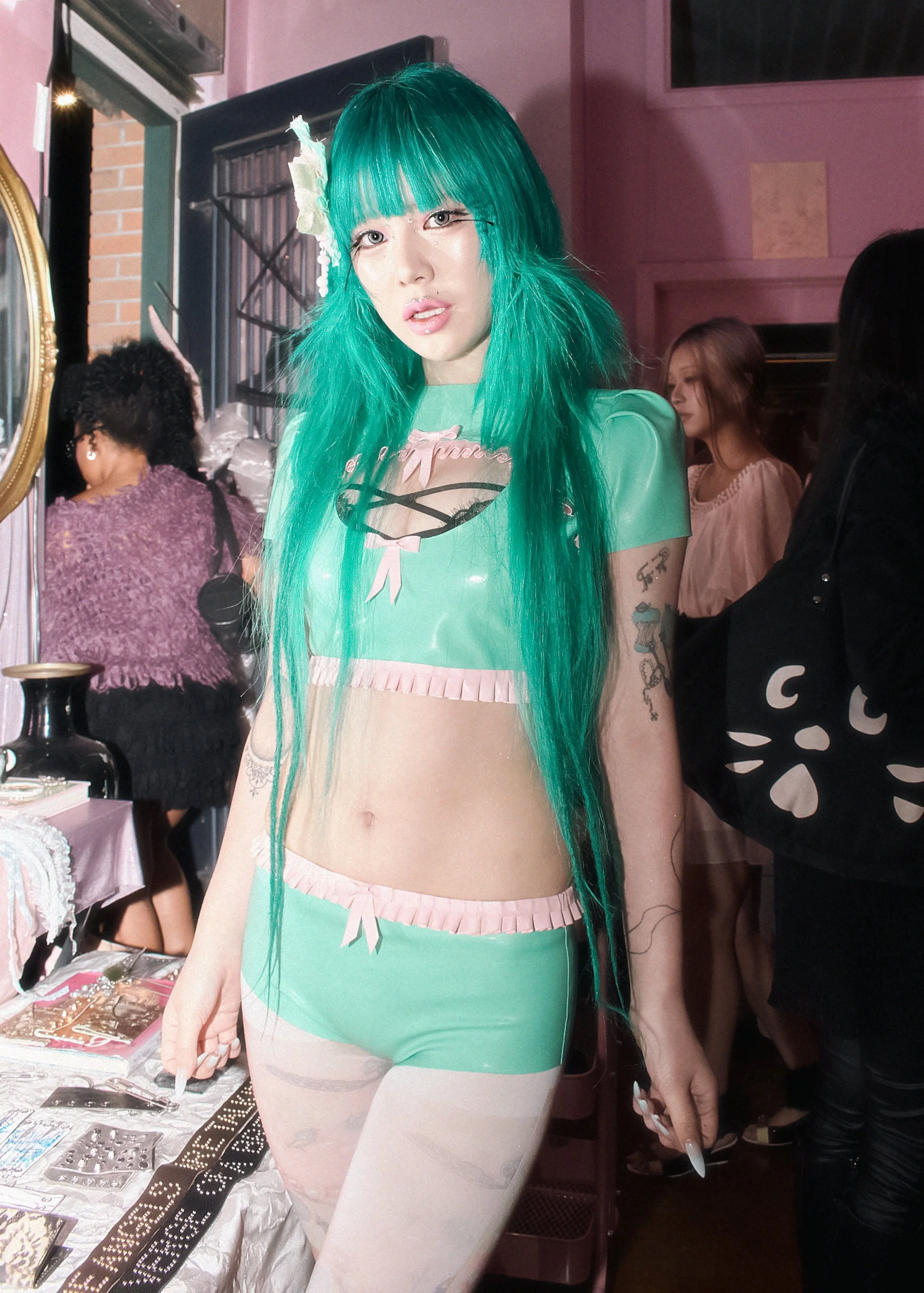 venus_press_tokyo-24.jpg