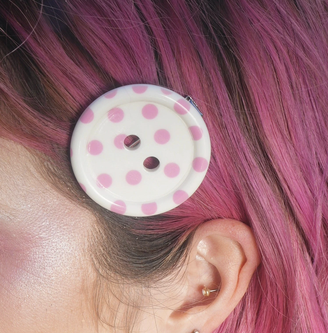 dollhouse treasures button hair clip
